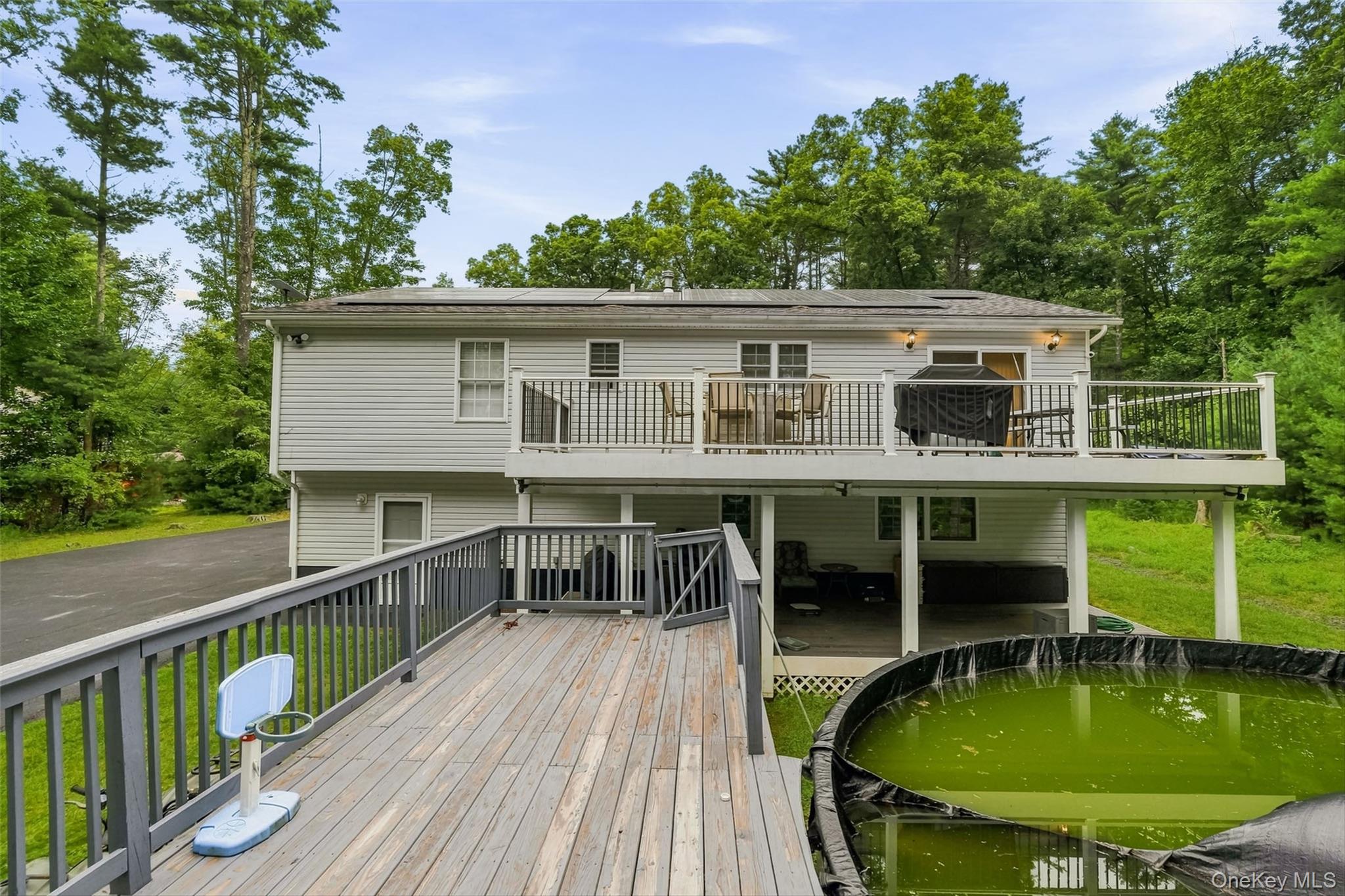 4 Ross Lane Property Photo 26