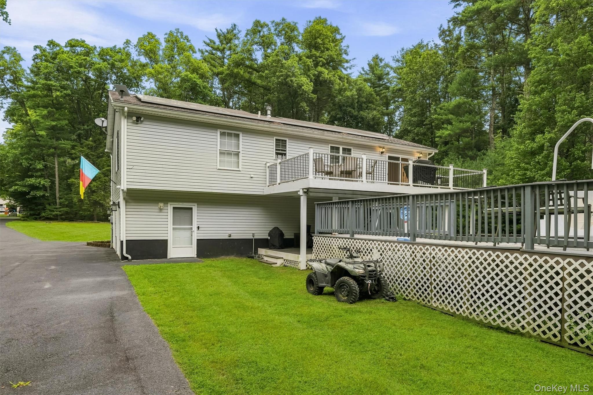 4 Ross Lane Property Photo 30