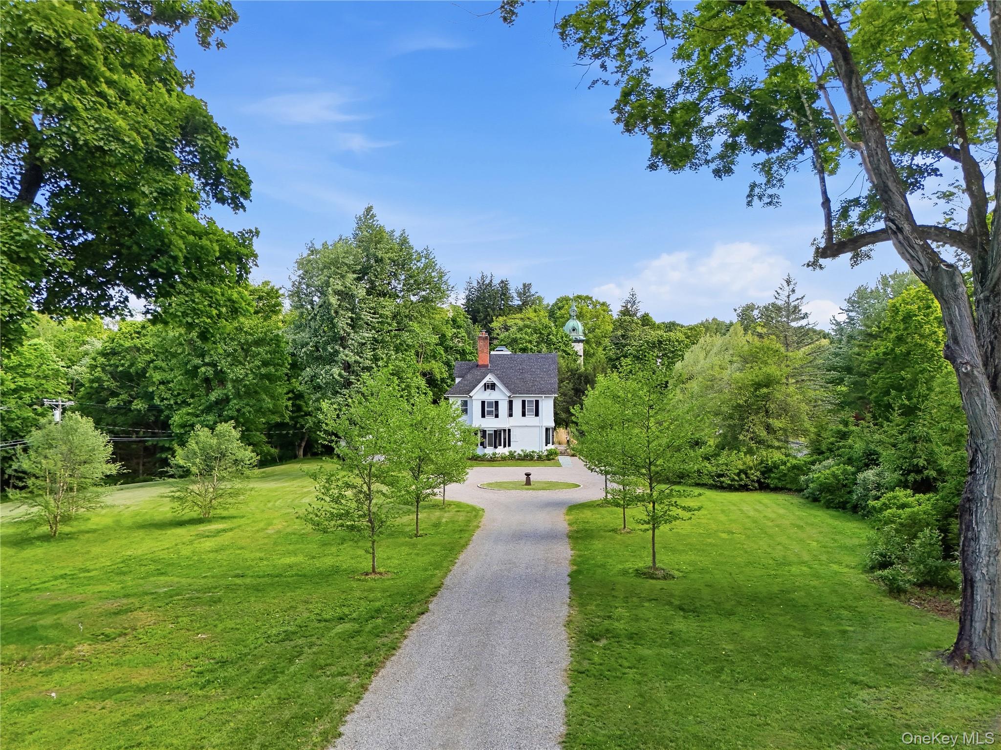392 Old Quaker Hill Road Property Photo 2