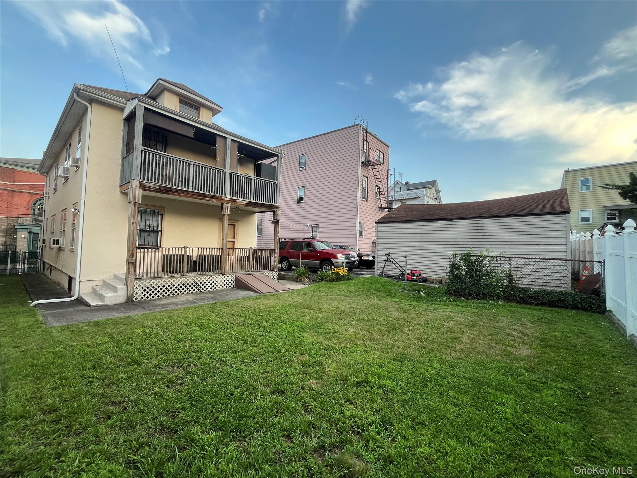 67 Crescent Place Property Photo 6