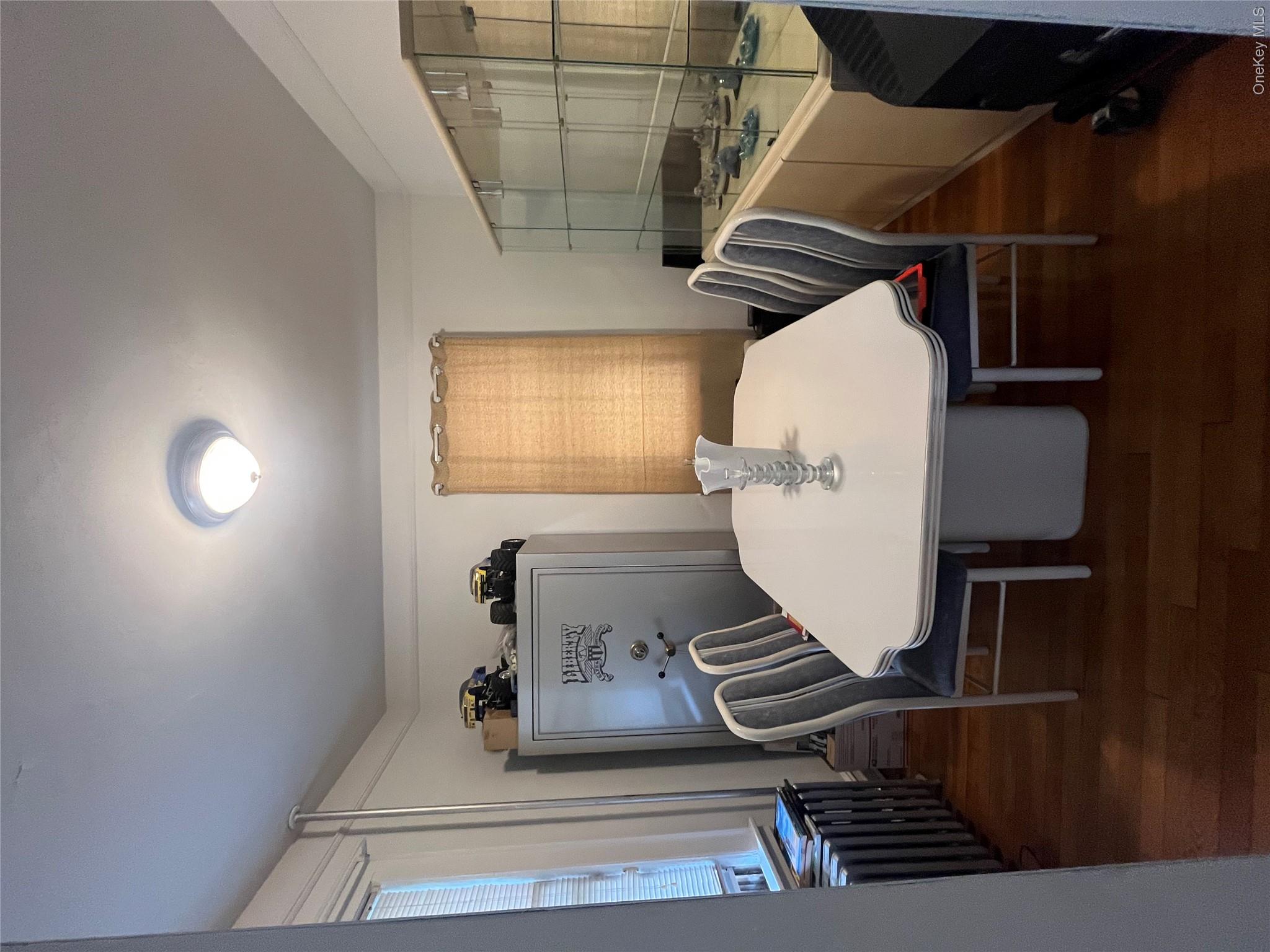 67 Crescent Place Property Photo 14