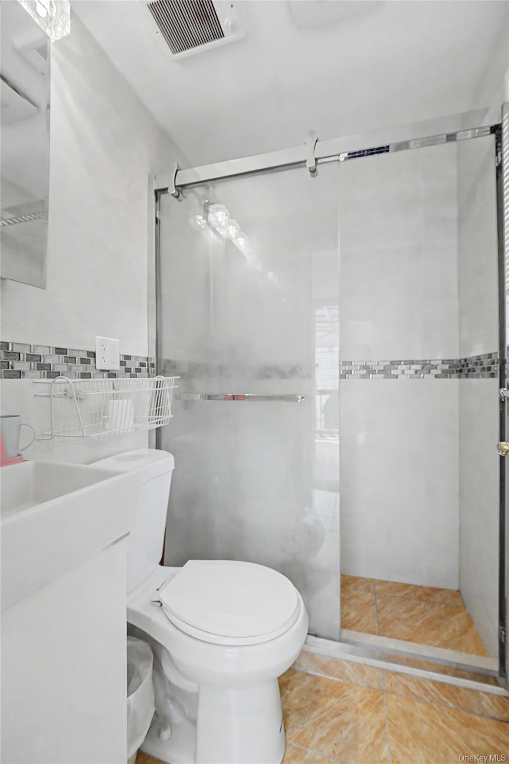 29 Holland Avenue Property Photo 10