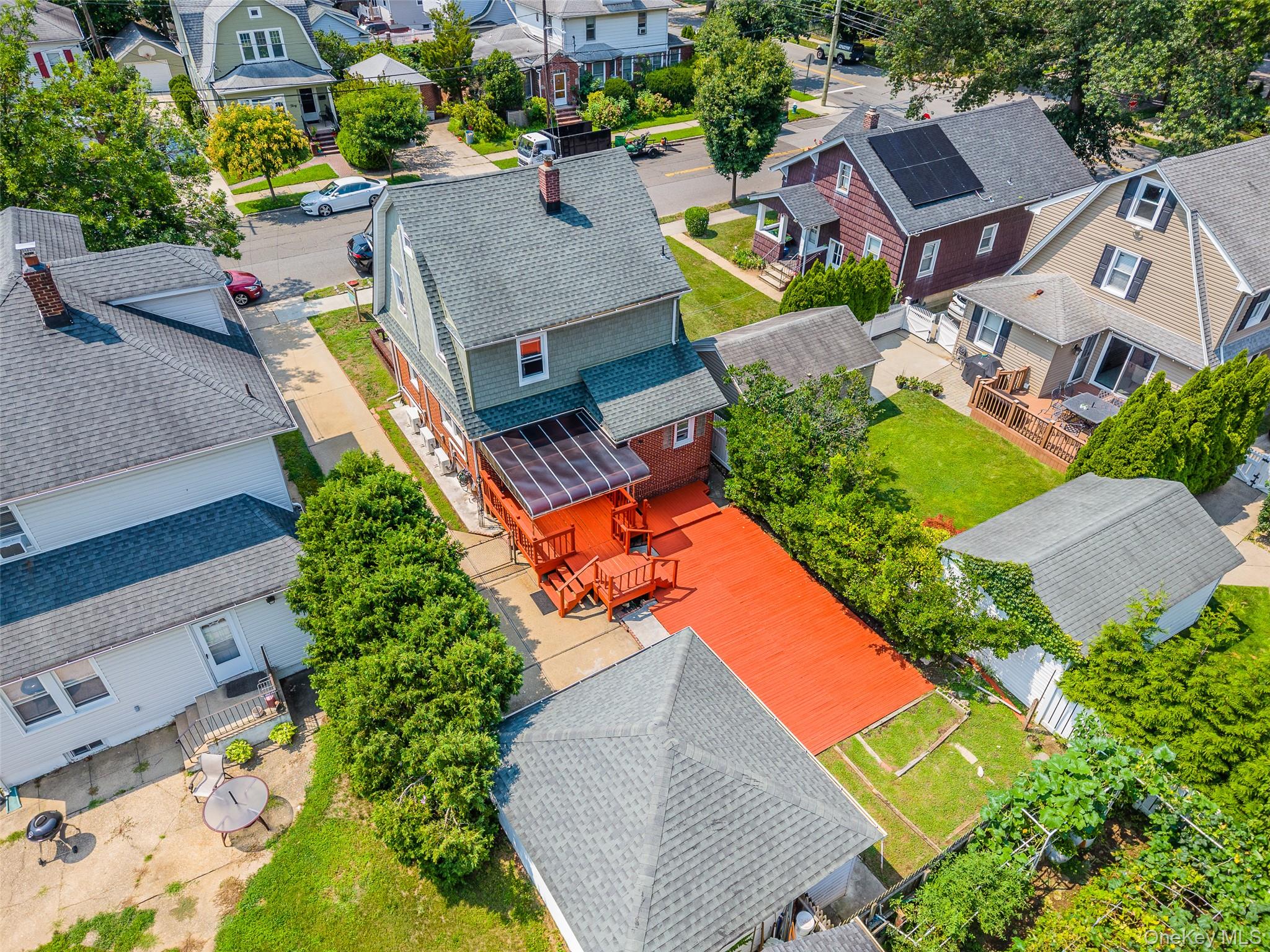 29 Holland Avenue Property Photo 18