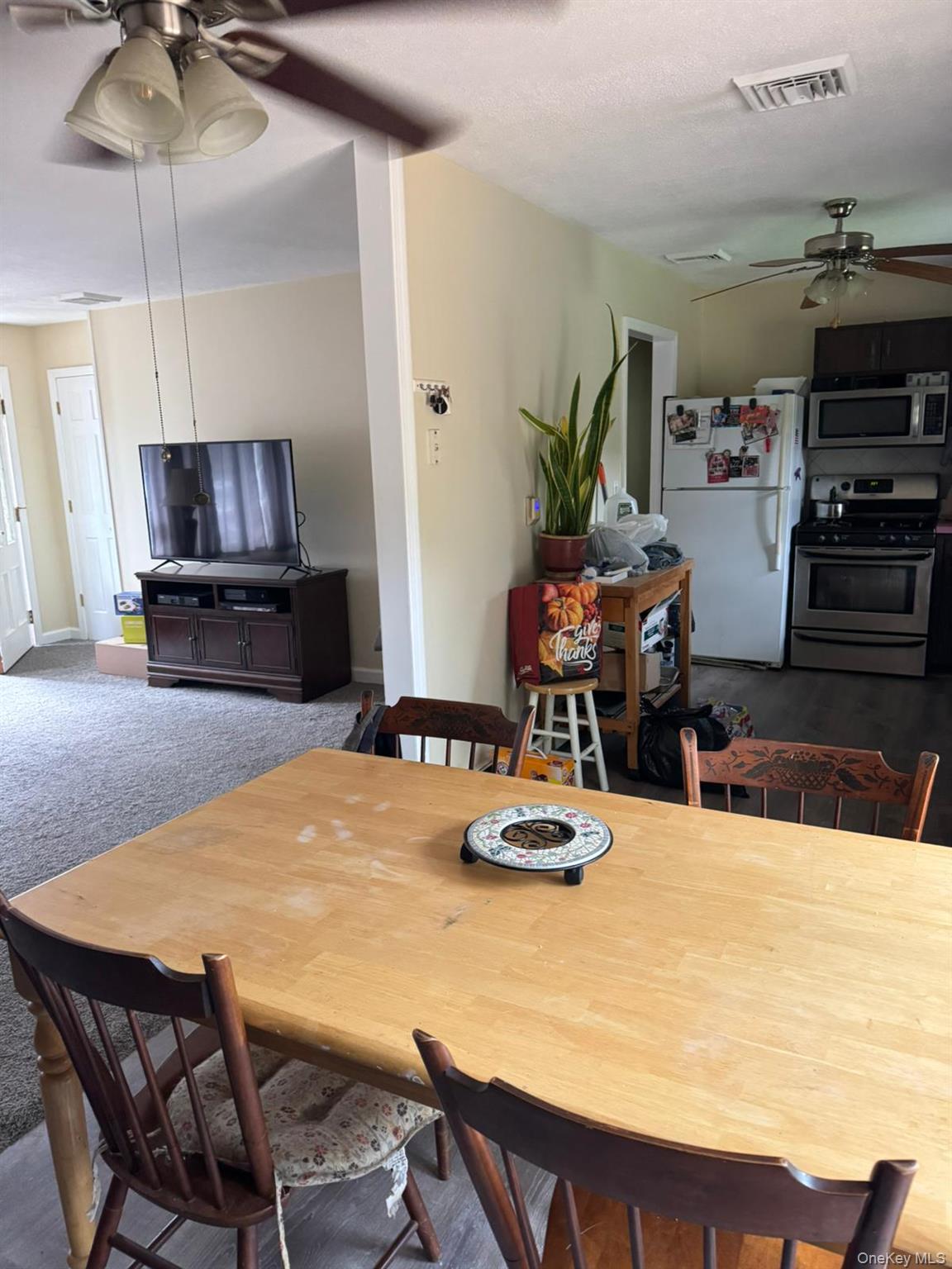 1 Tappan Drive Property Photo 17