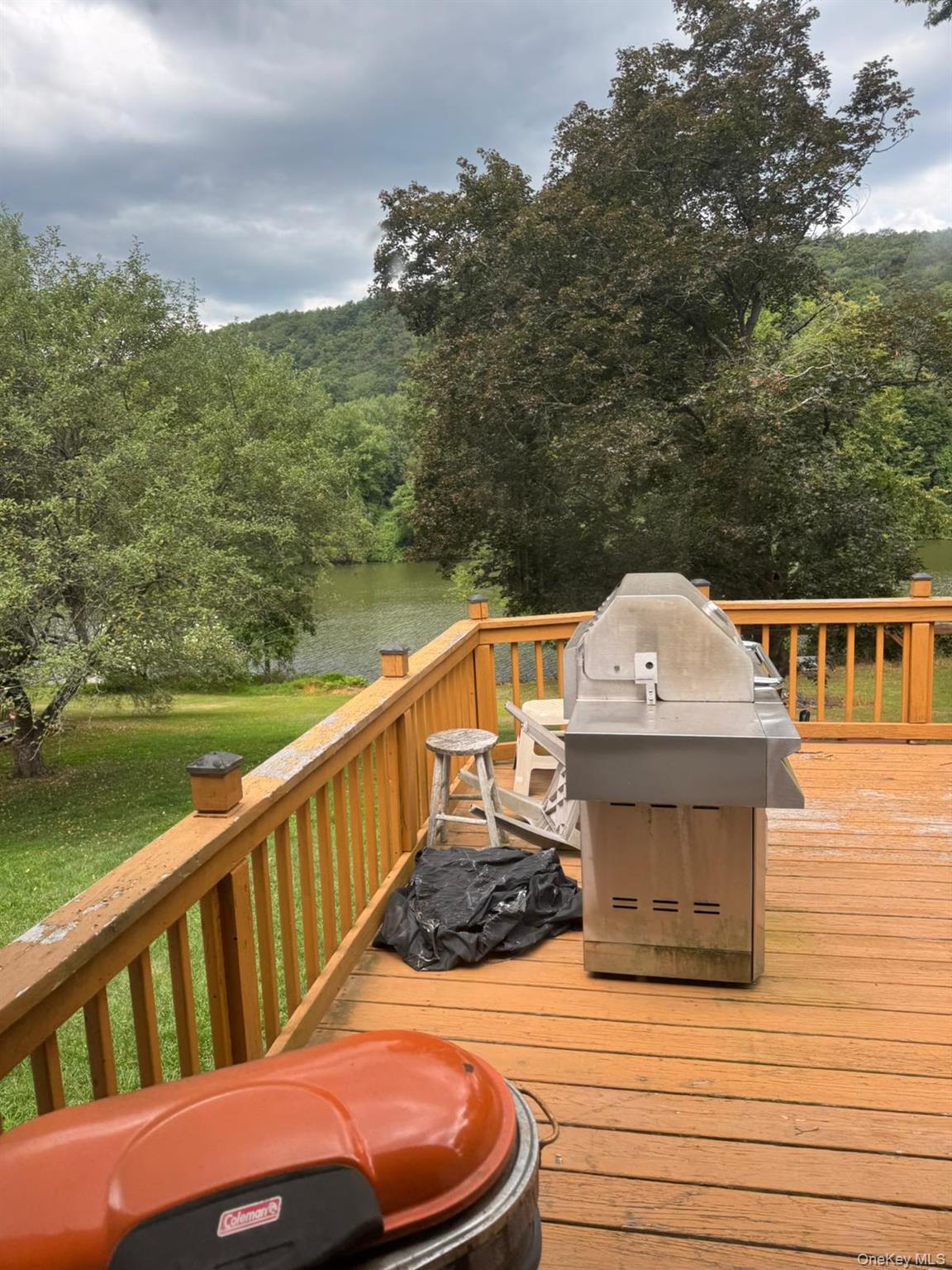 1 Tappan Drive Property Photo 18
