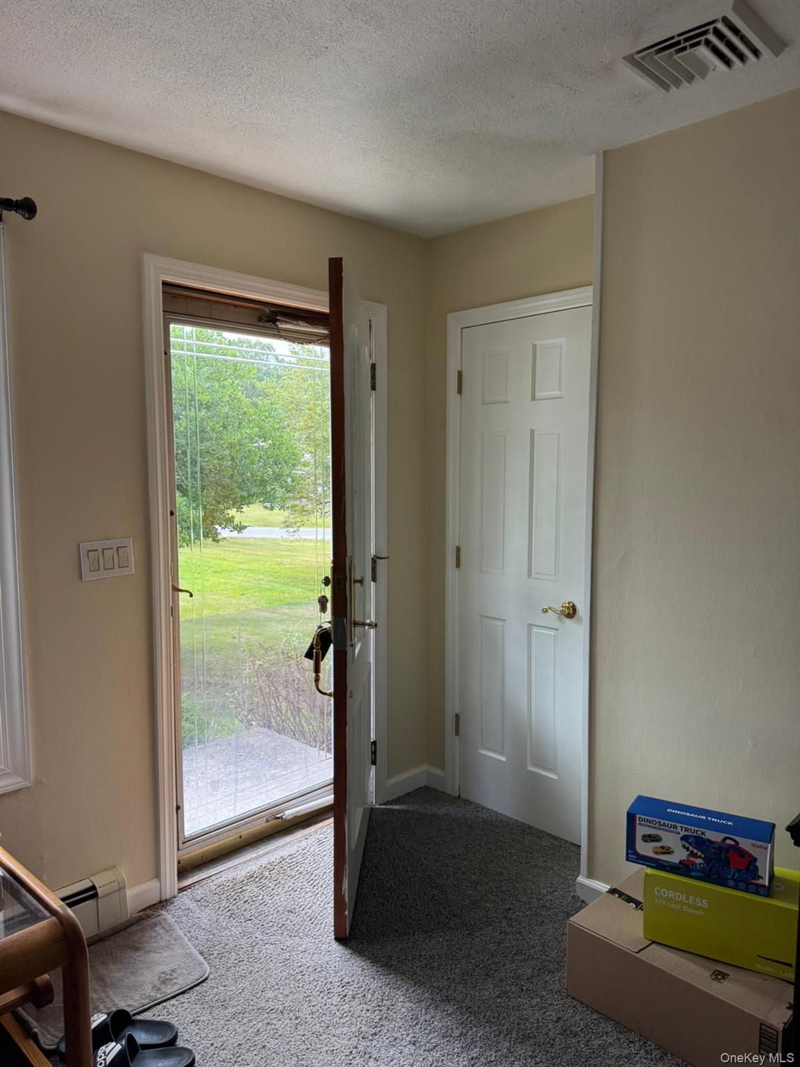 1 Tappan Drive Property Photo 23
