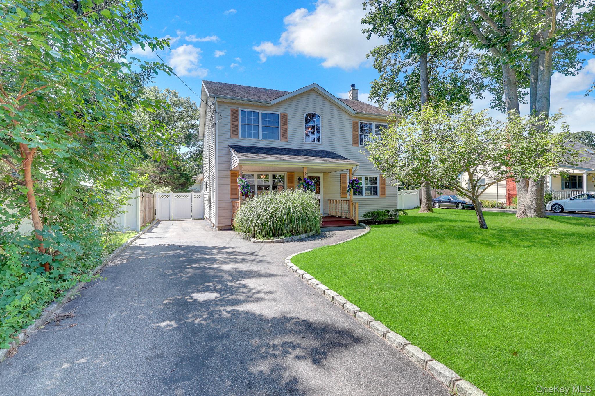 18 Aster Avenue Property Photo 1