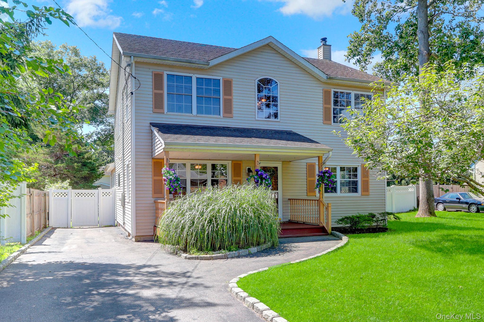 18 Aster Avenue Property Photo 2