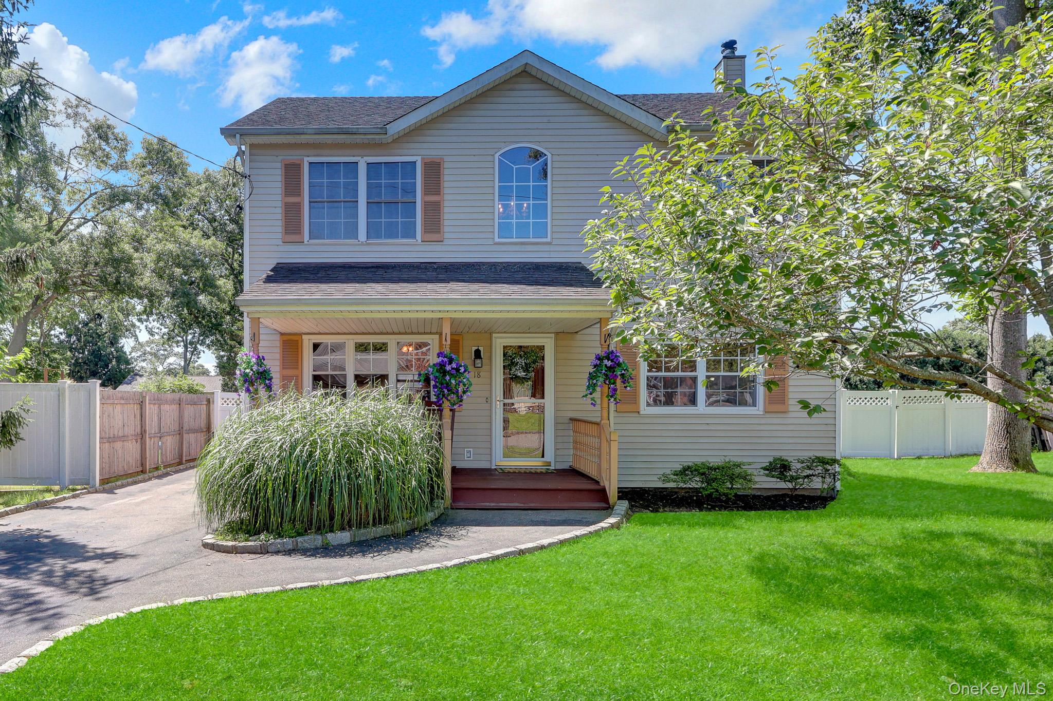 18 Aster Avenue Property Photo 3