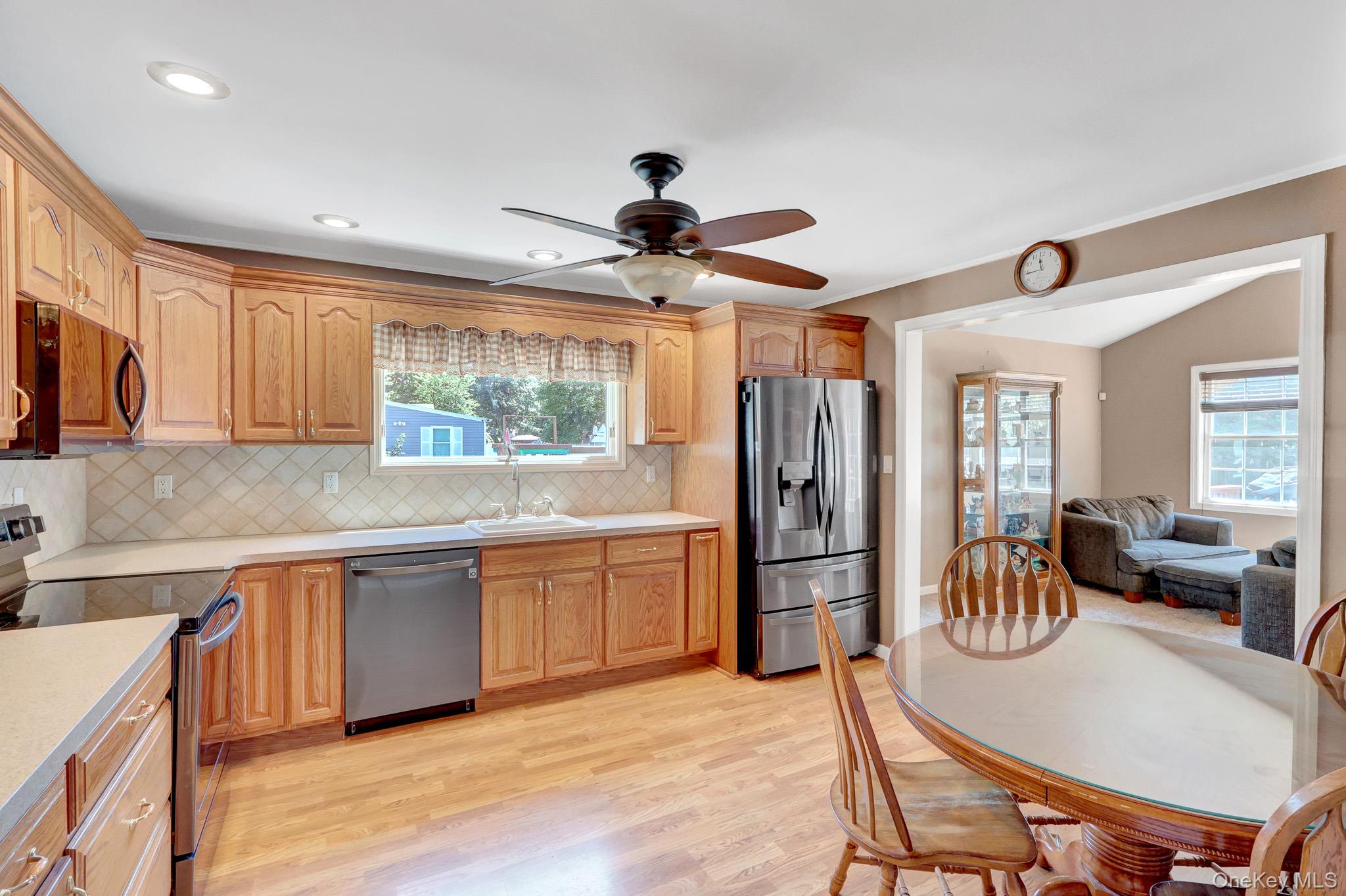 18 Aster Avenue Property Photo 11