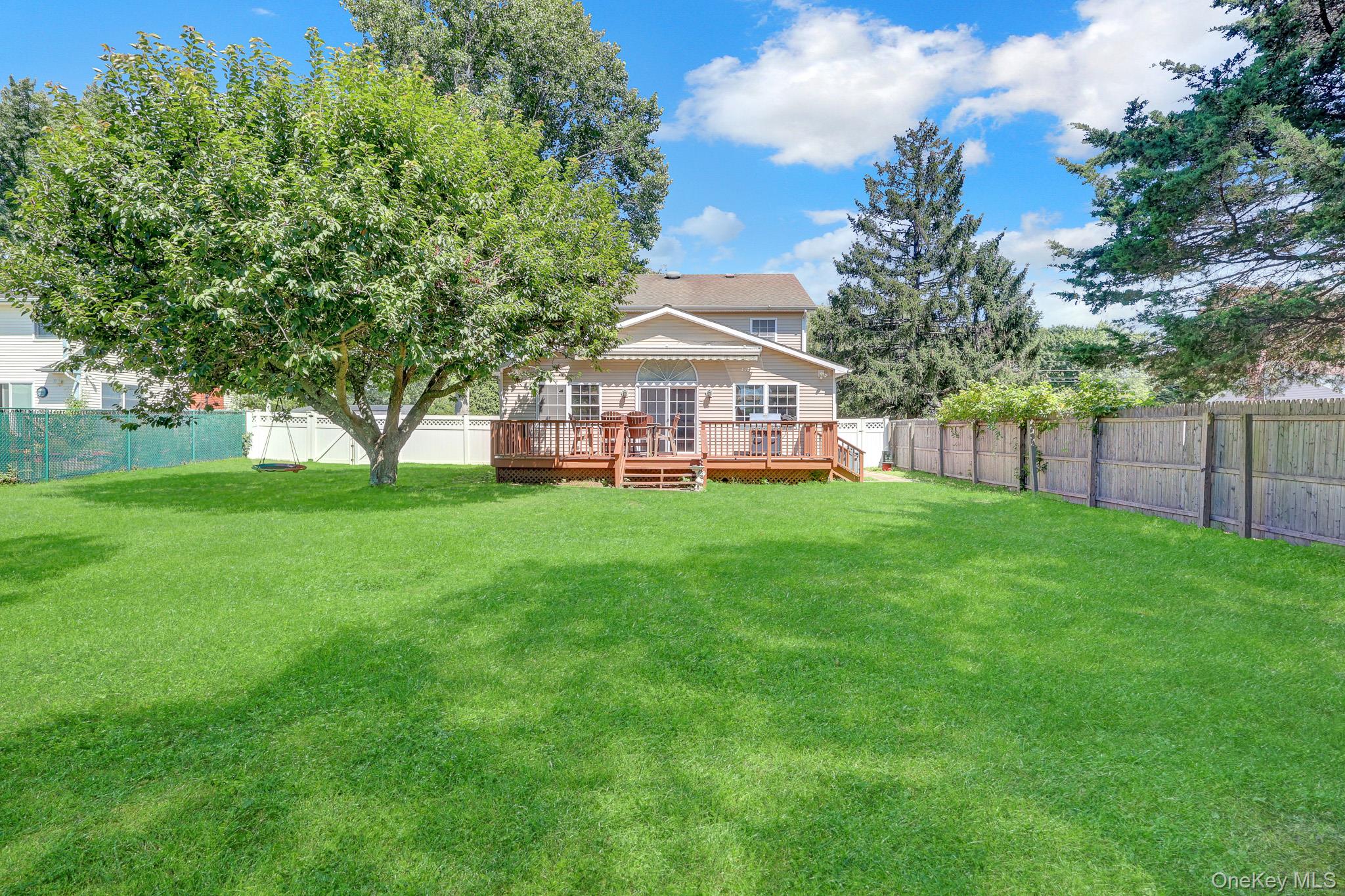 18 Aster Avenue Property Photo 32