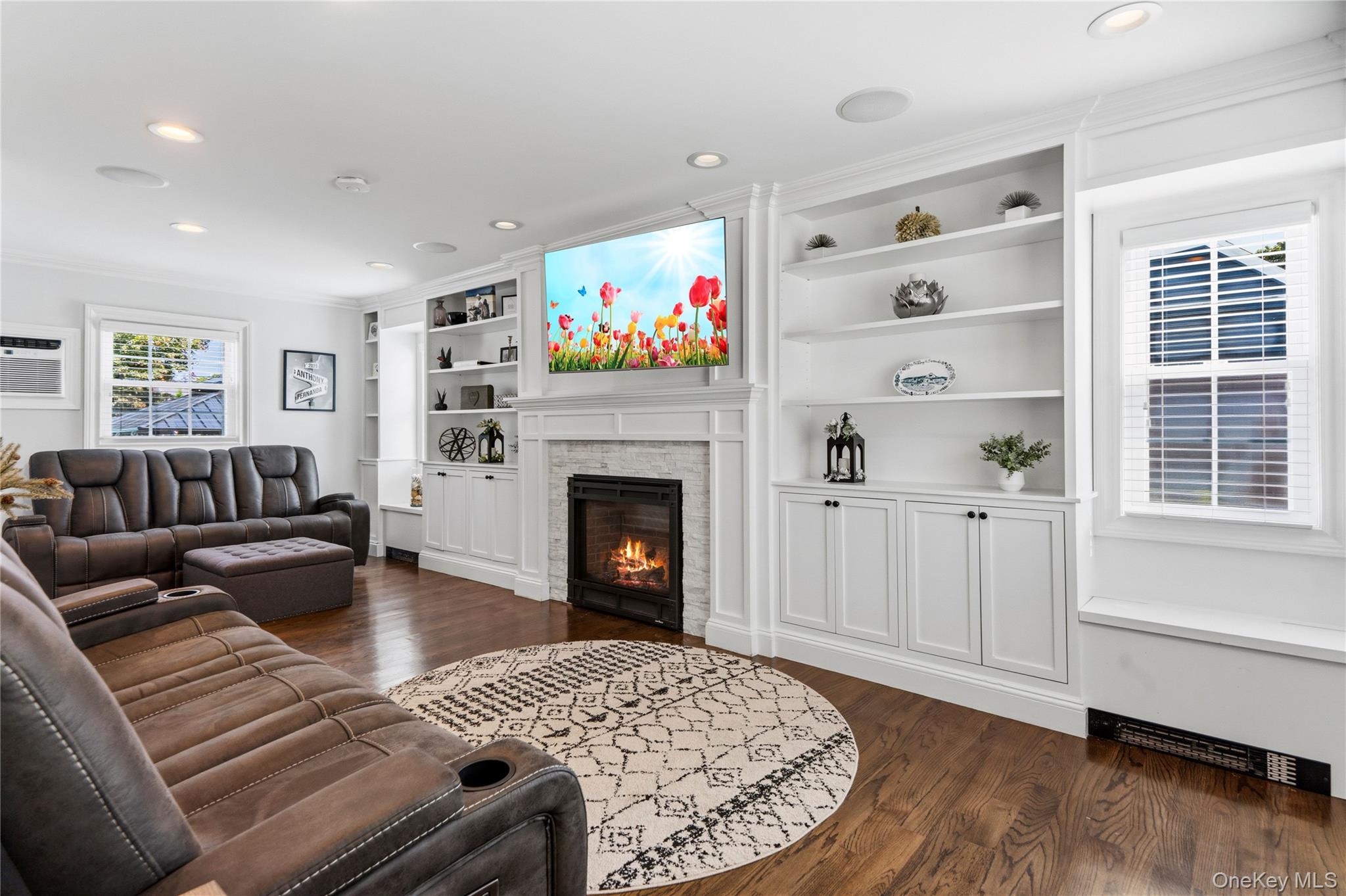 808 Fire Island Avenue Property Photo 4