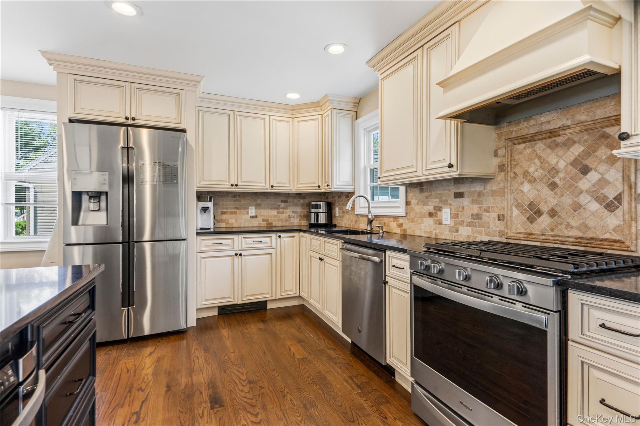 808 Fire Island Avenue Property Photo 10