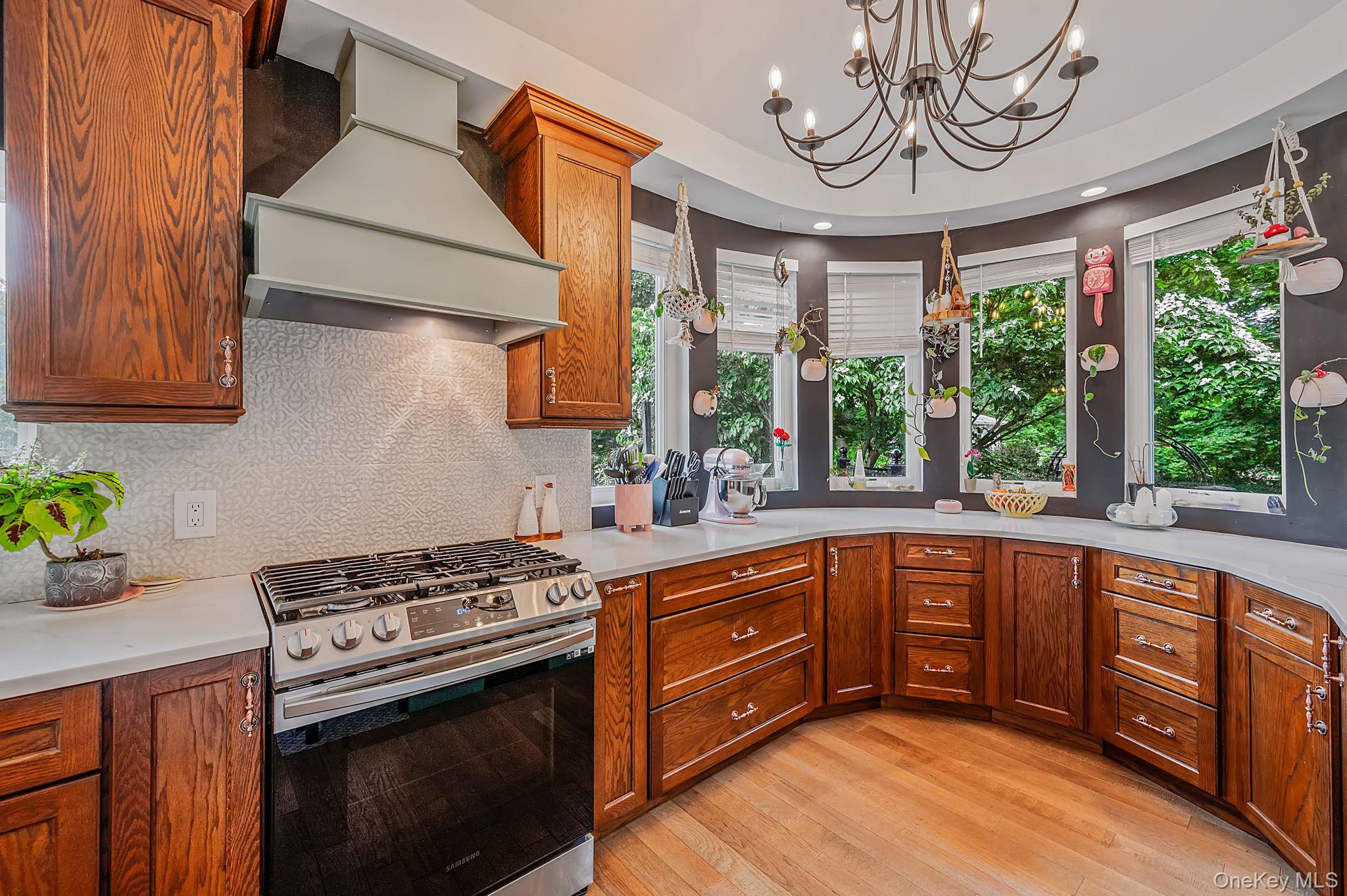 6 New York Avenue Property Photo 14