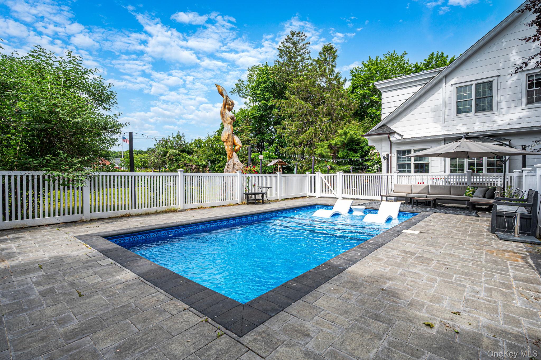 6 New York Avenue Property Photo 28