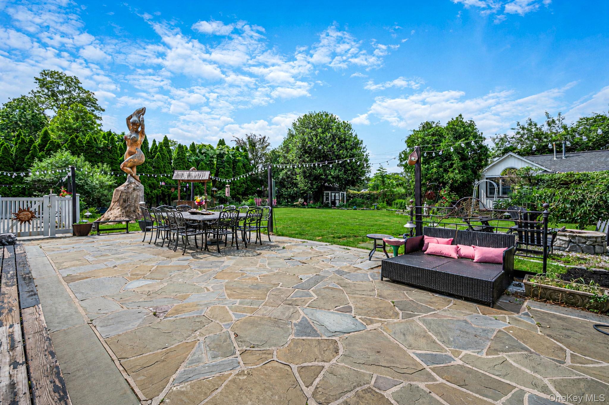 6 New York Avenue Property Photo 29