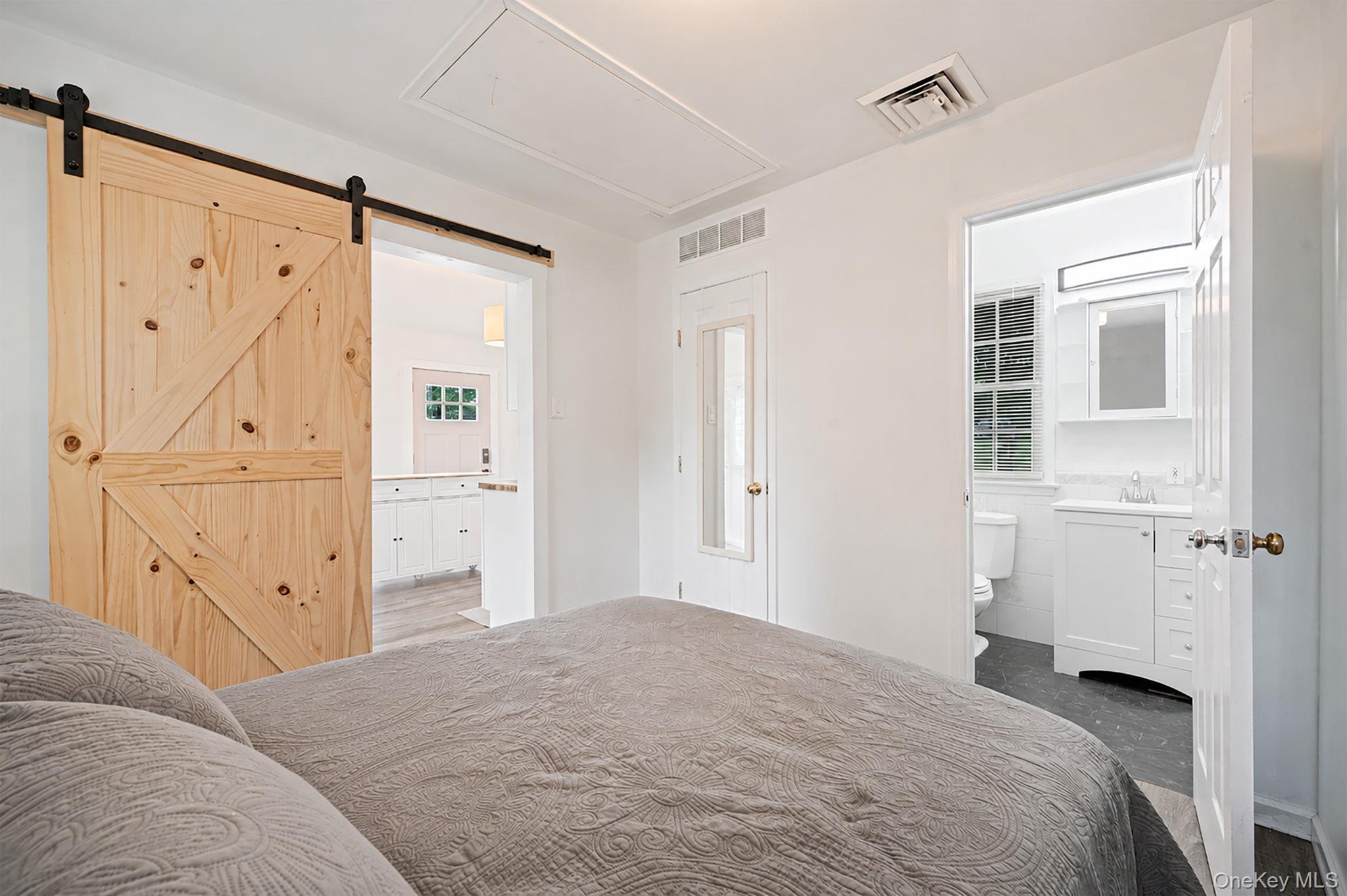 6 New York Avenue Property Photo 34