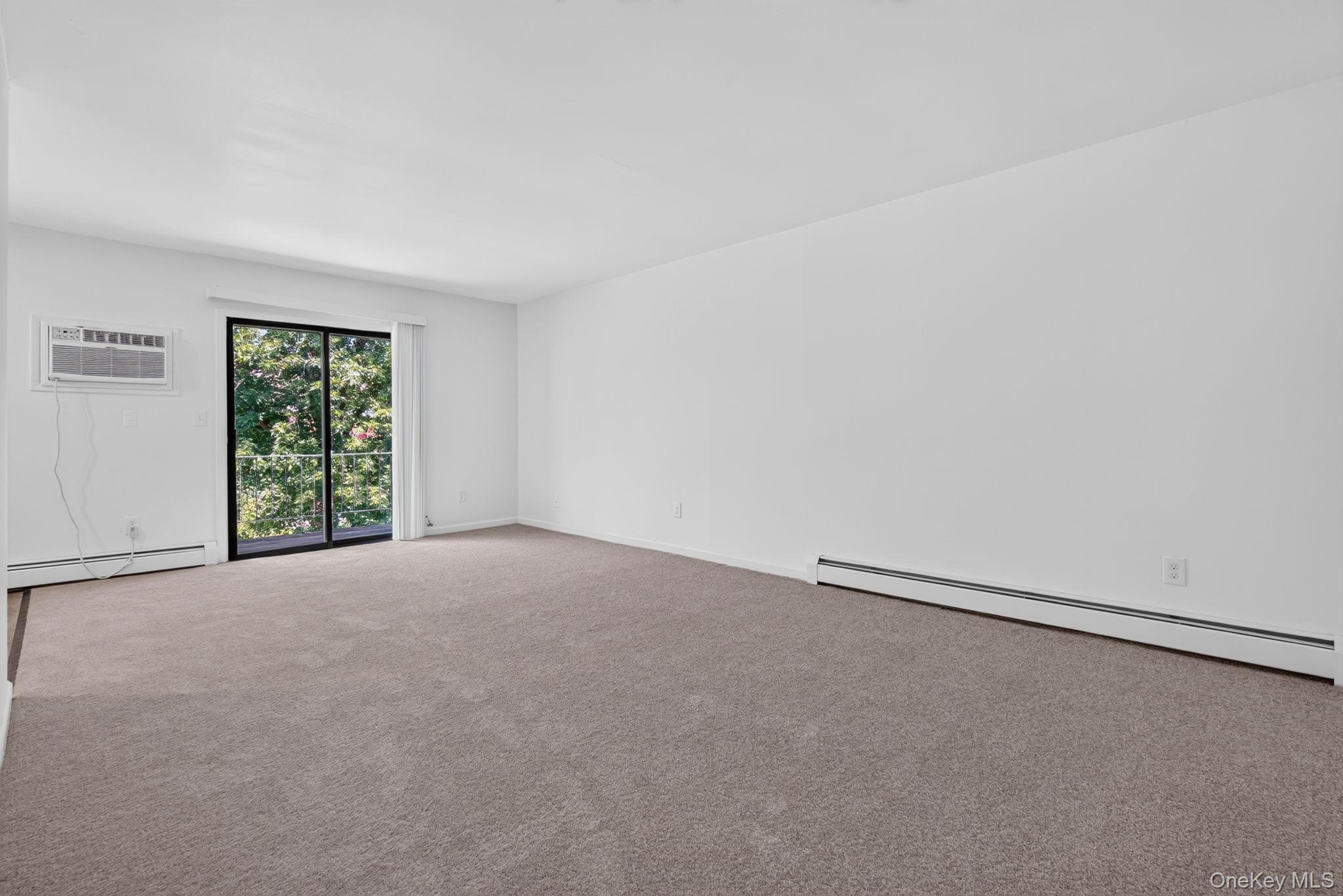 1802 Cherry Hill Drive Property Photo 2