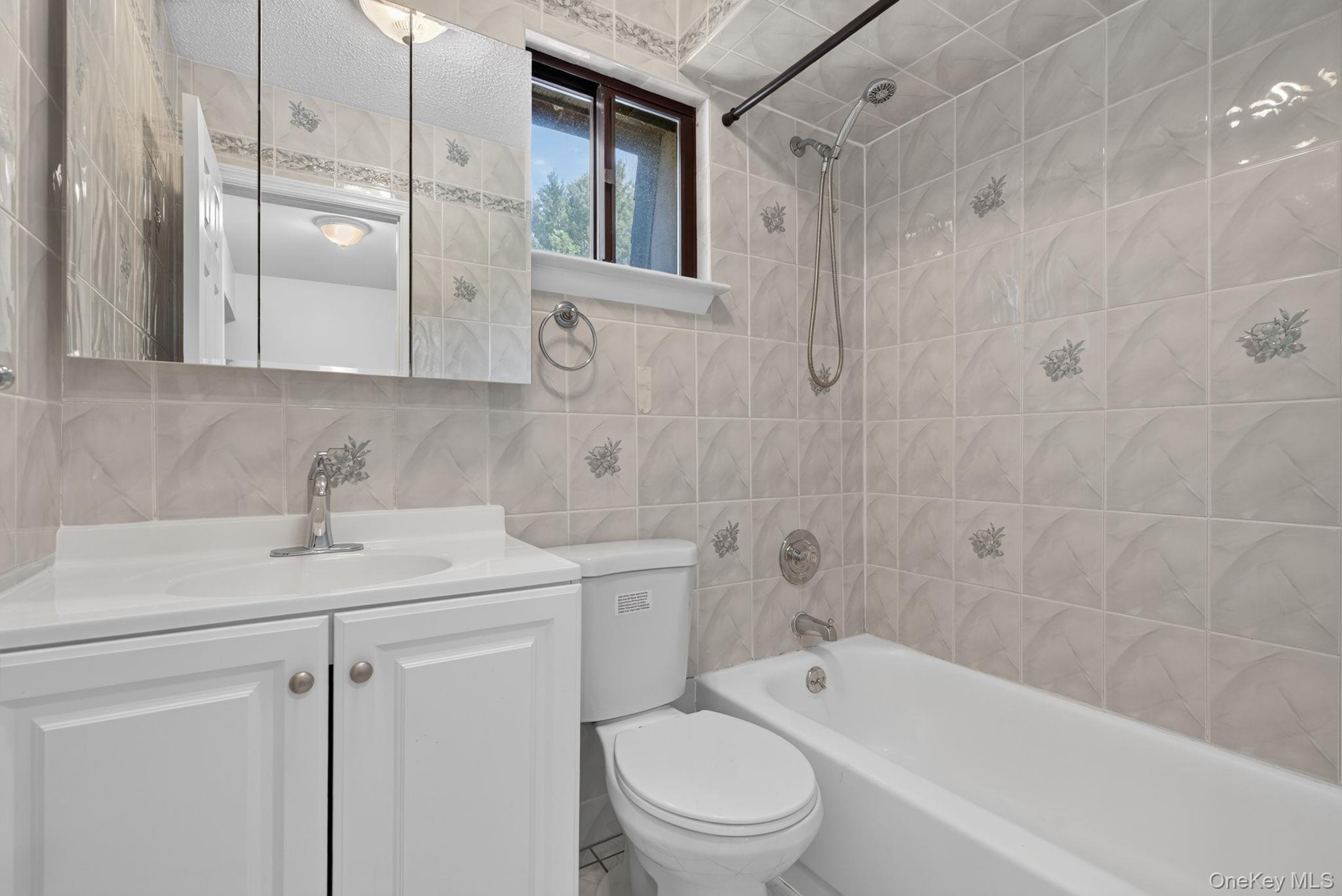 1802 Cherry Hill Drive Property Photo 13