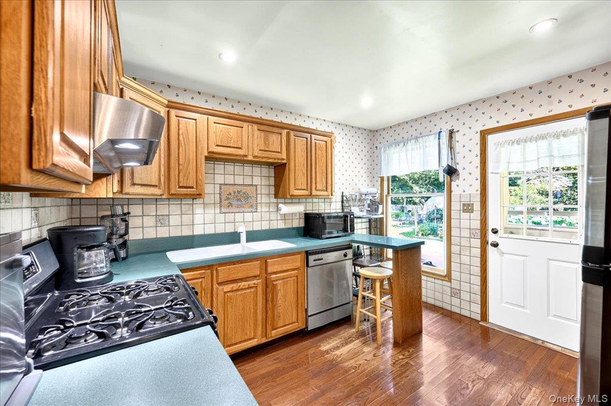 35 Biltmore Drive Property Photo 11