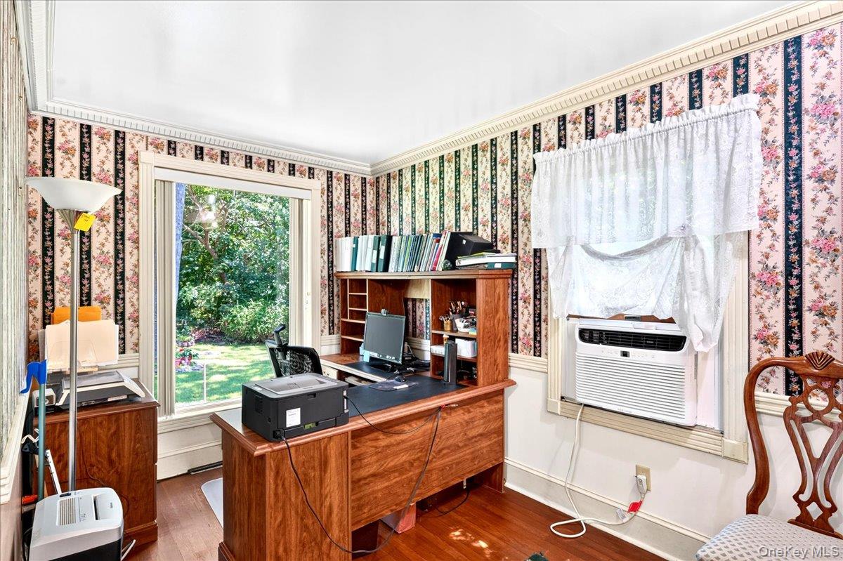 35 Biltmore Drive Property Photo 15