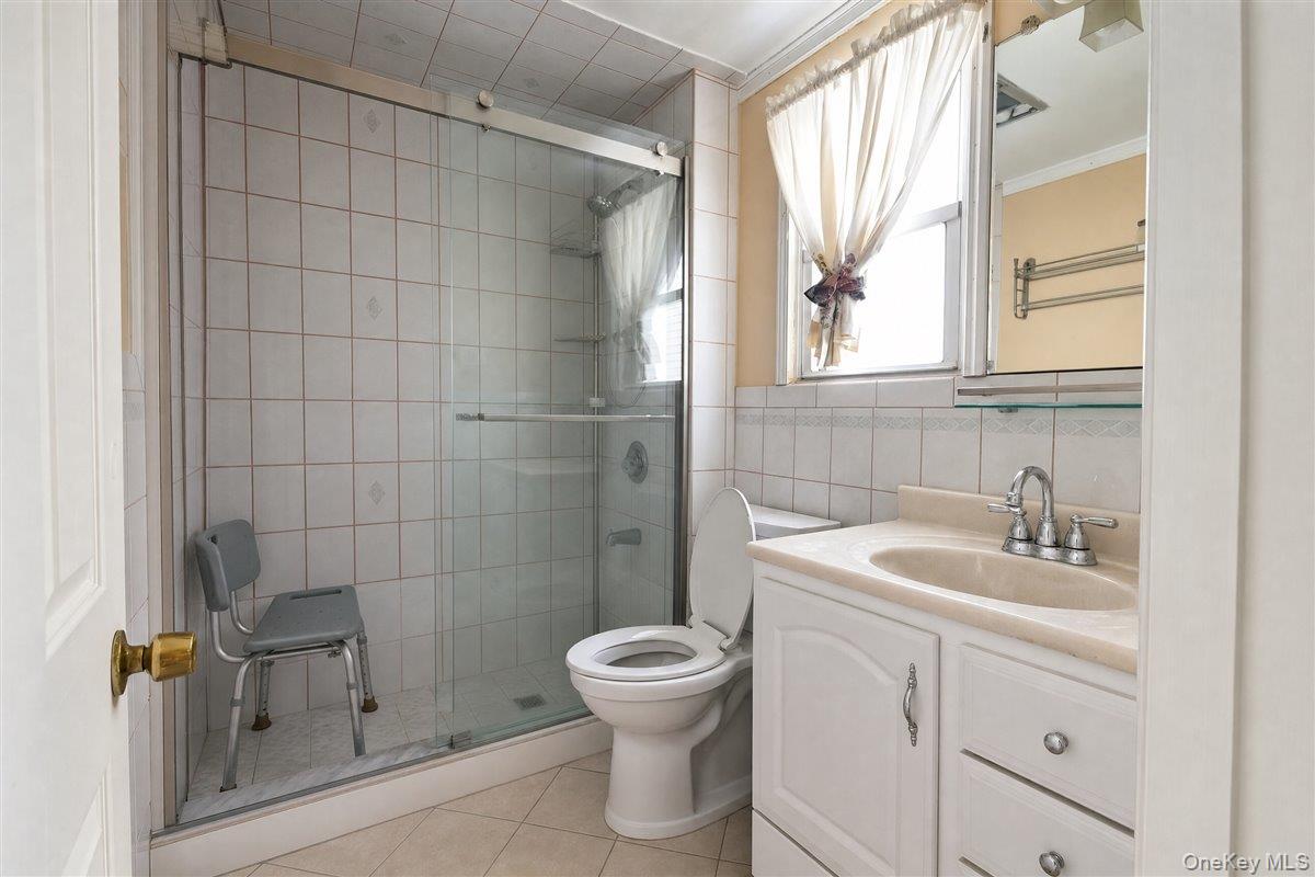 18246 90th Avenue Property Photo 27