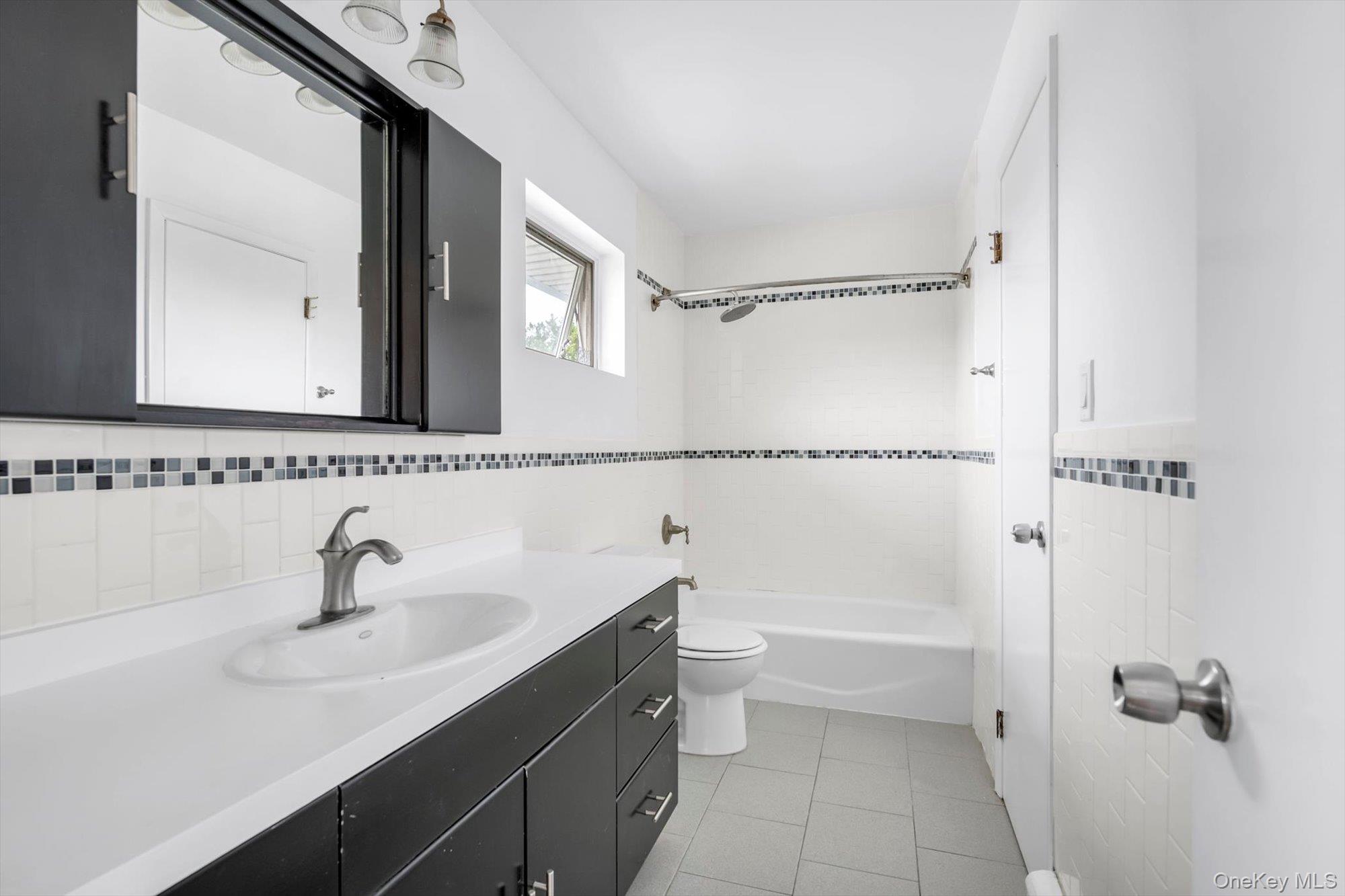 3 Evelyn Lane Property Photo 14