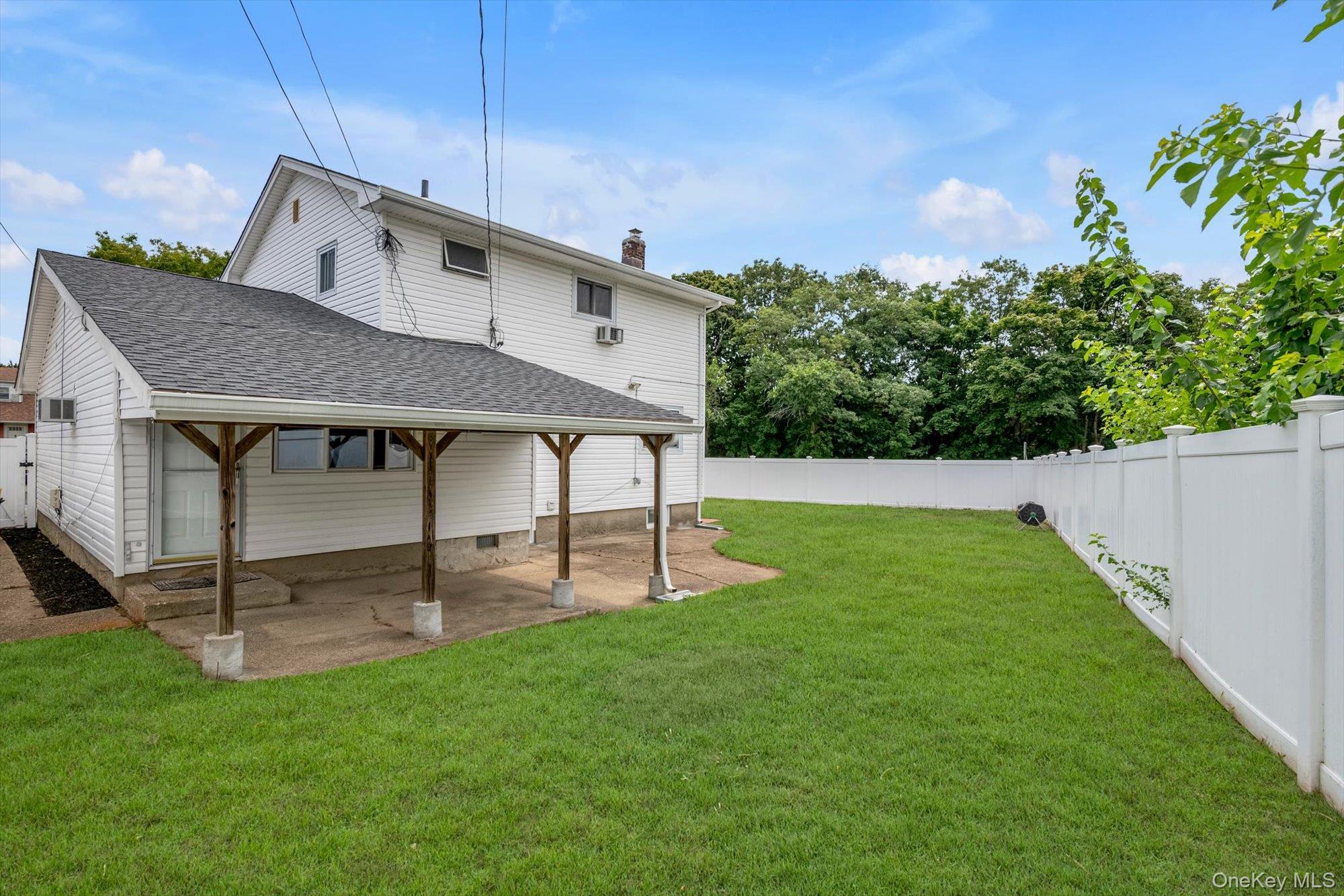 3 Evelyn Lane Property Photo 16