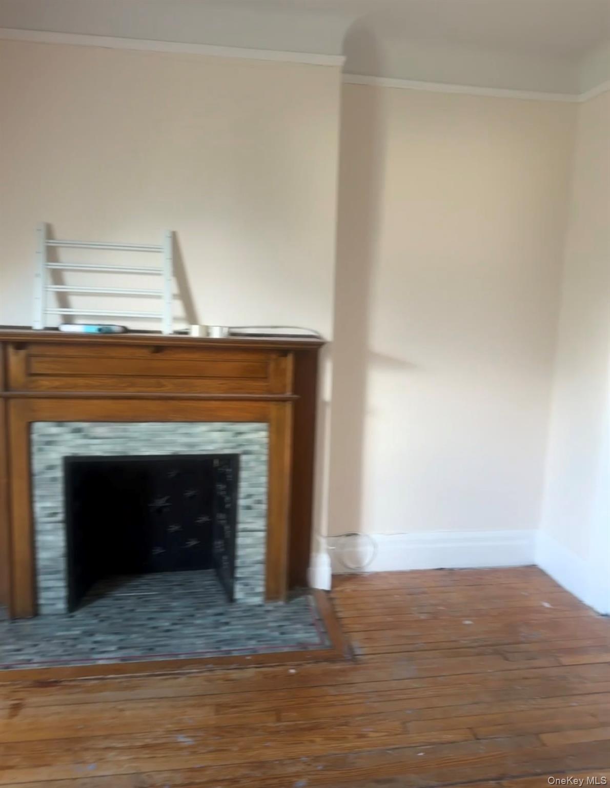 209 E Prospect Avenue 3rd Floor Property Photo 1