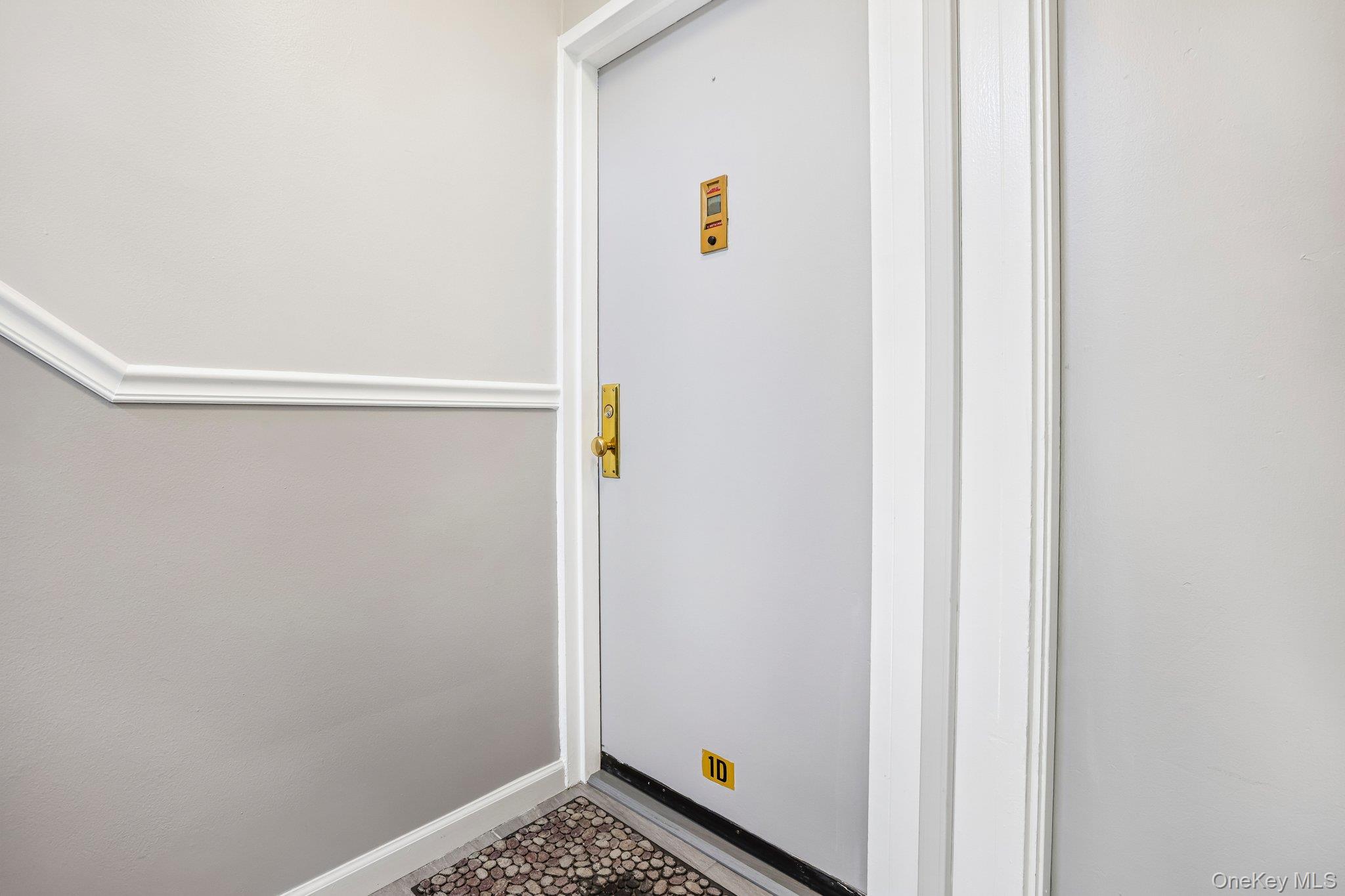 8 Dehaven Drive 1d Property Photo 2