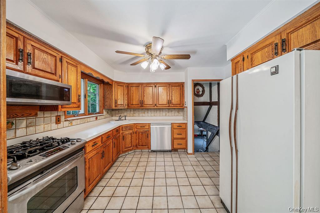 34 Gristmill Lane Property Photo 11