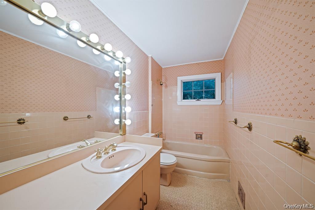 34 Gristmill Lane Property Photo 14