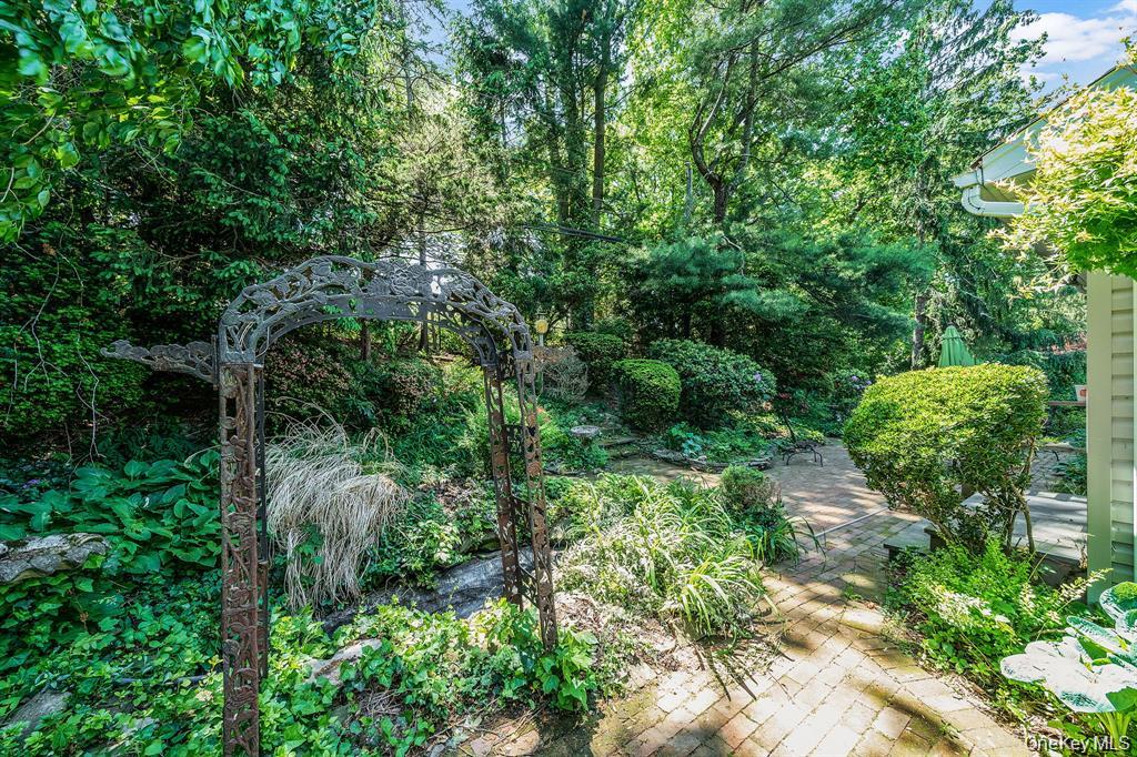 34 Gristmill Lane Property Photo 28