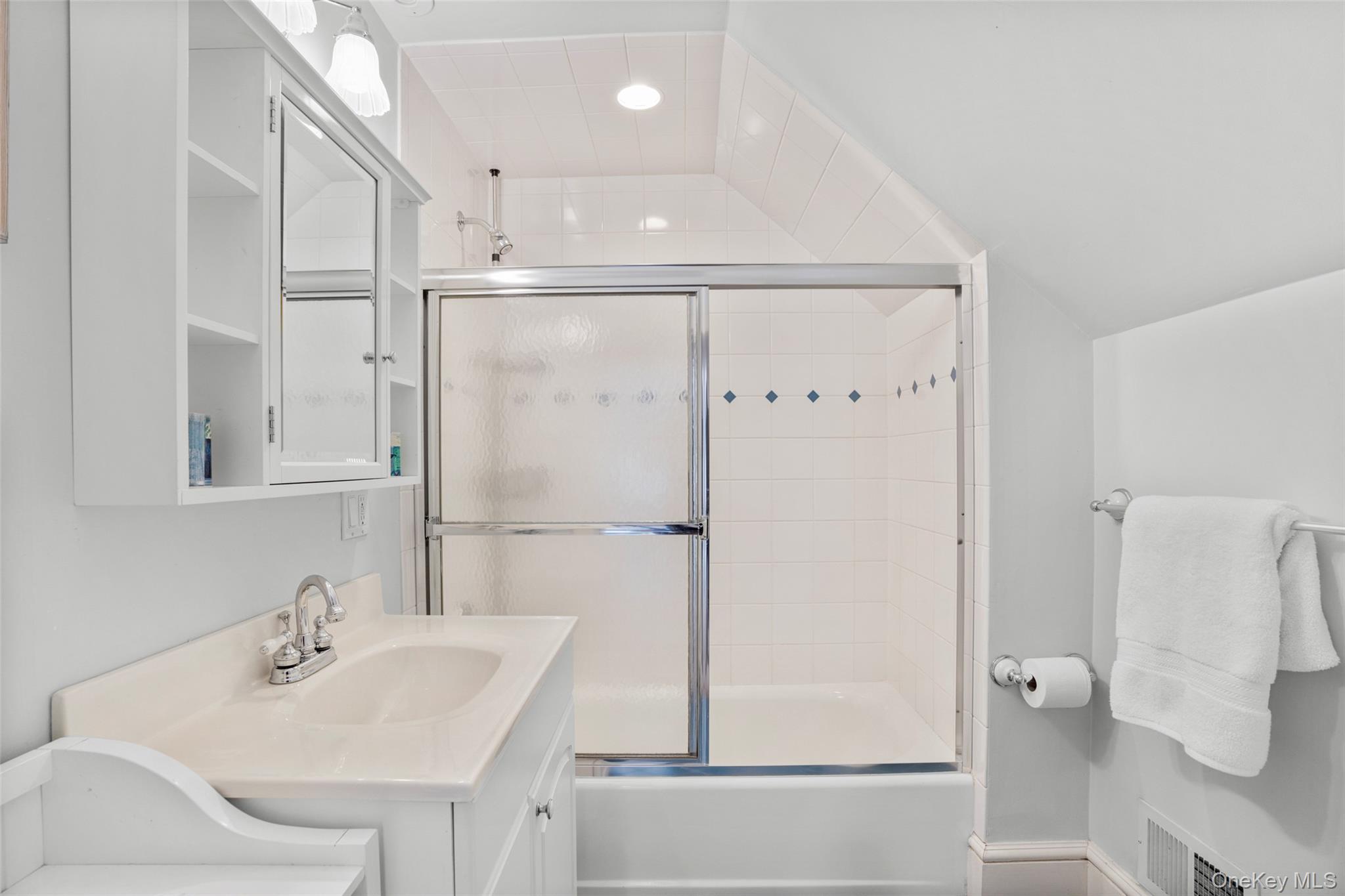 7 Poplar Road Property Photo 28