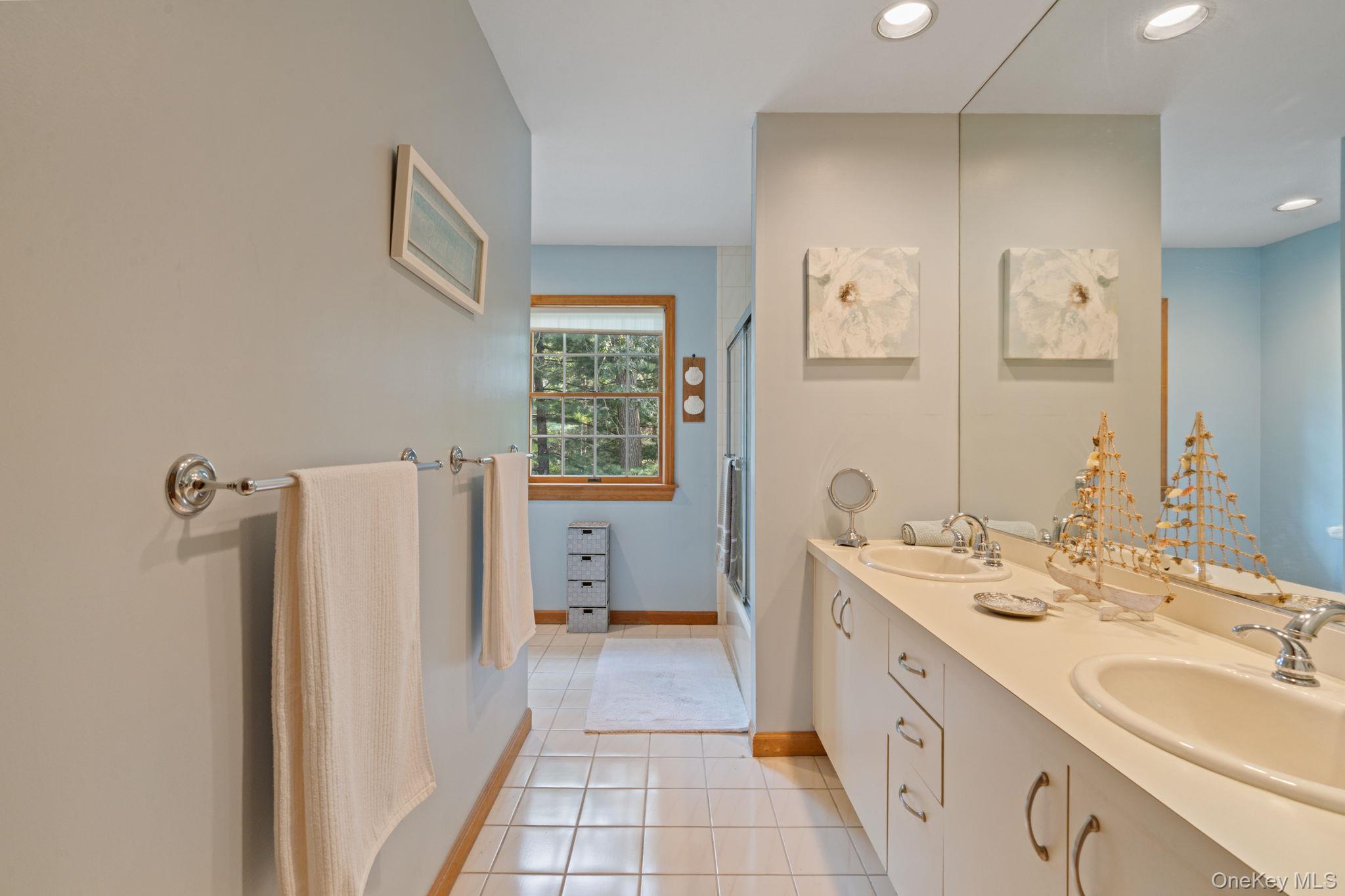 470 Pond Path Property Photo 26