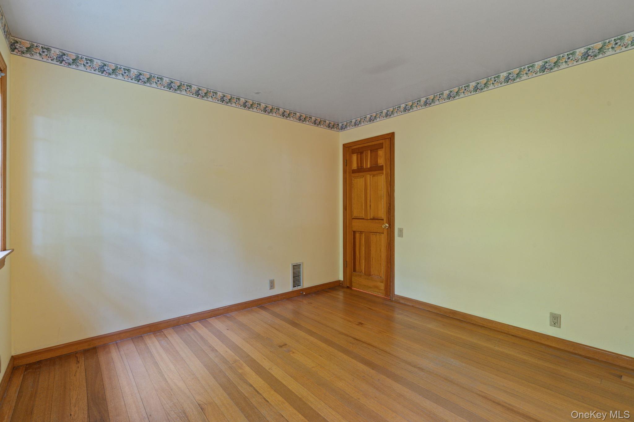 470 Pond Path Property Photo 33