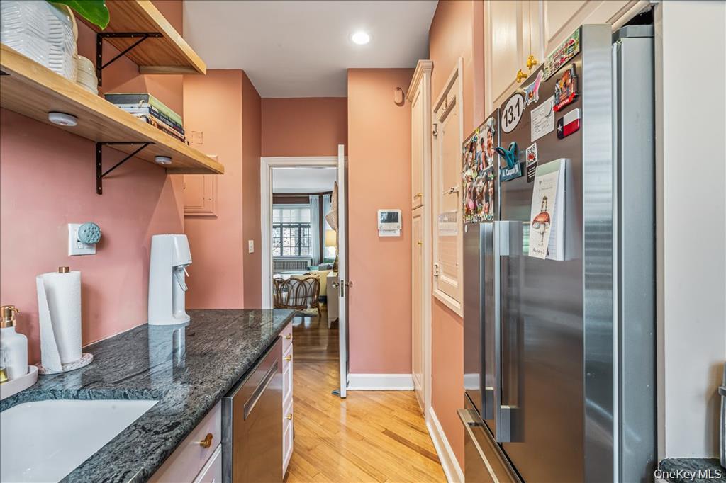38-30 Douglaston Parkway 2g Property Photo 14