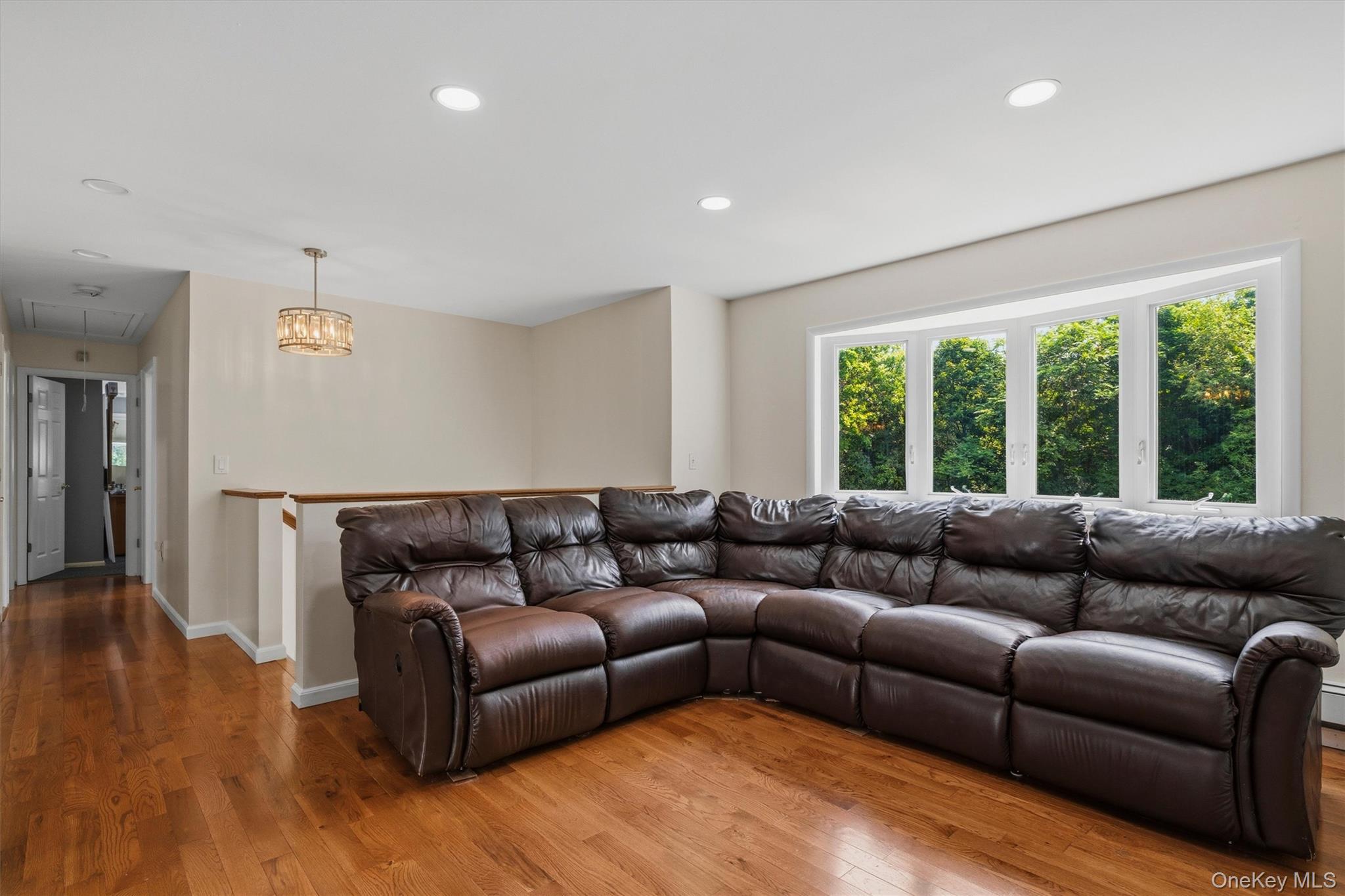 2 Harvest Hill Lane Property Photo 8