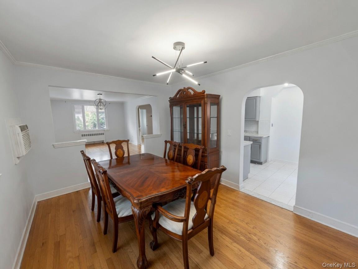 1080 Rhinelander Avenue Property Photo 5