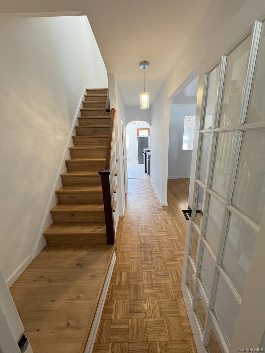 1080 Rhinelander Avenue Property Photo 11