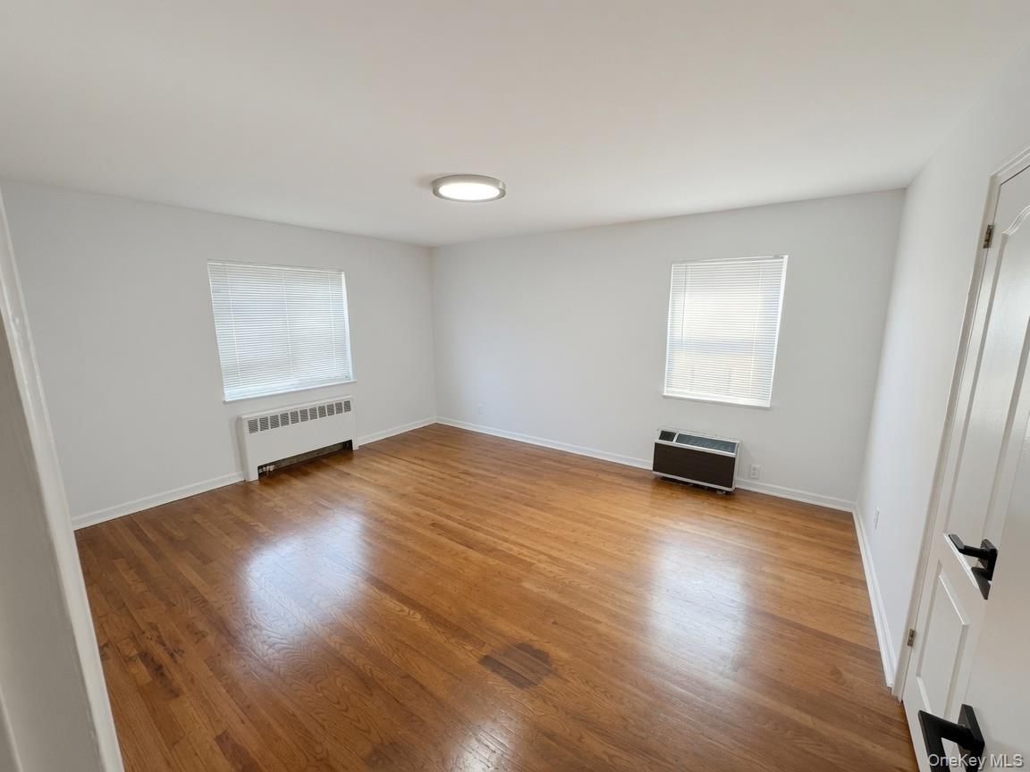 1080 Rhinelander Avenue Property Photo 15