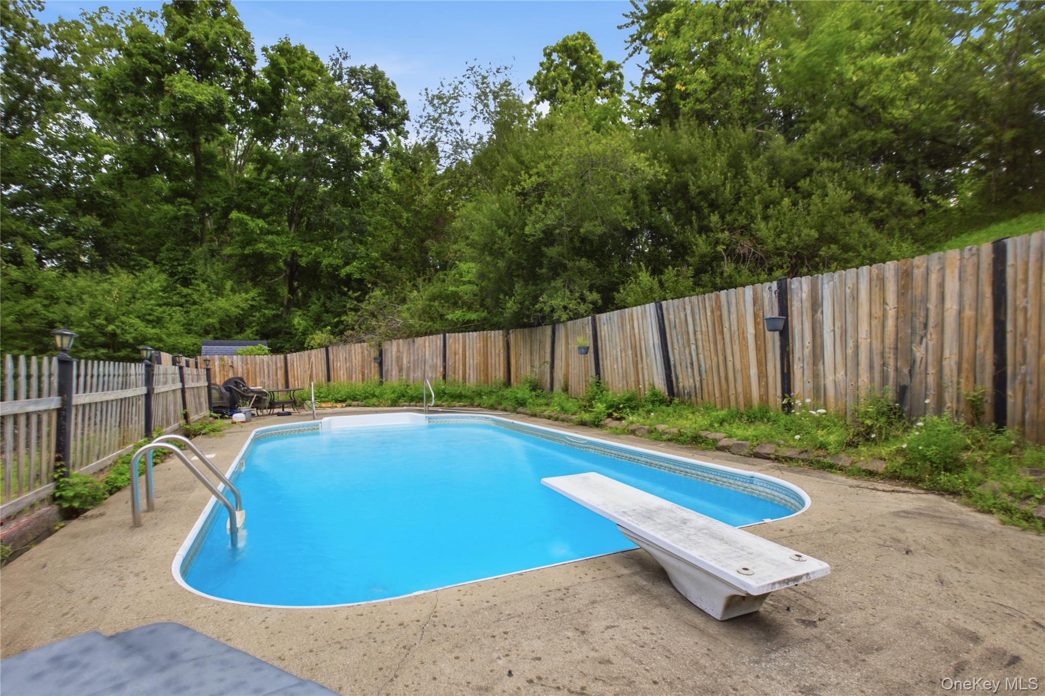34 Hillview Circle Property Photo 21