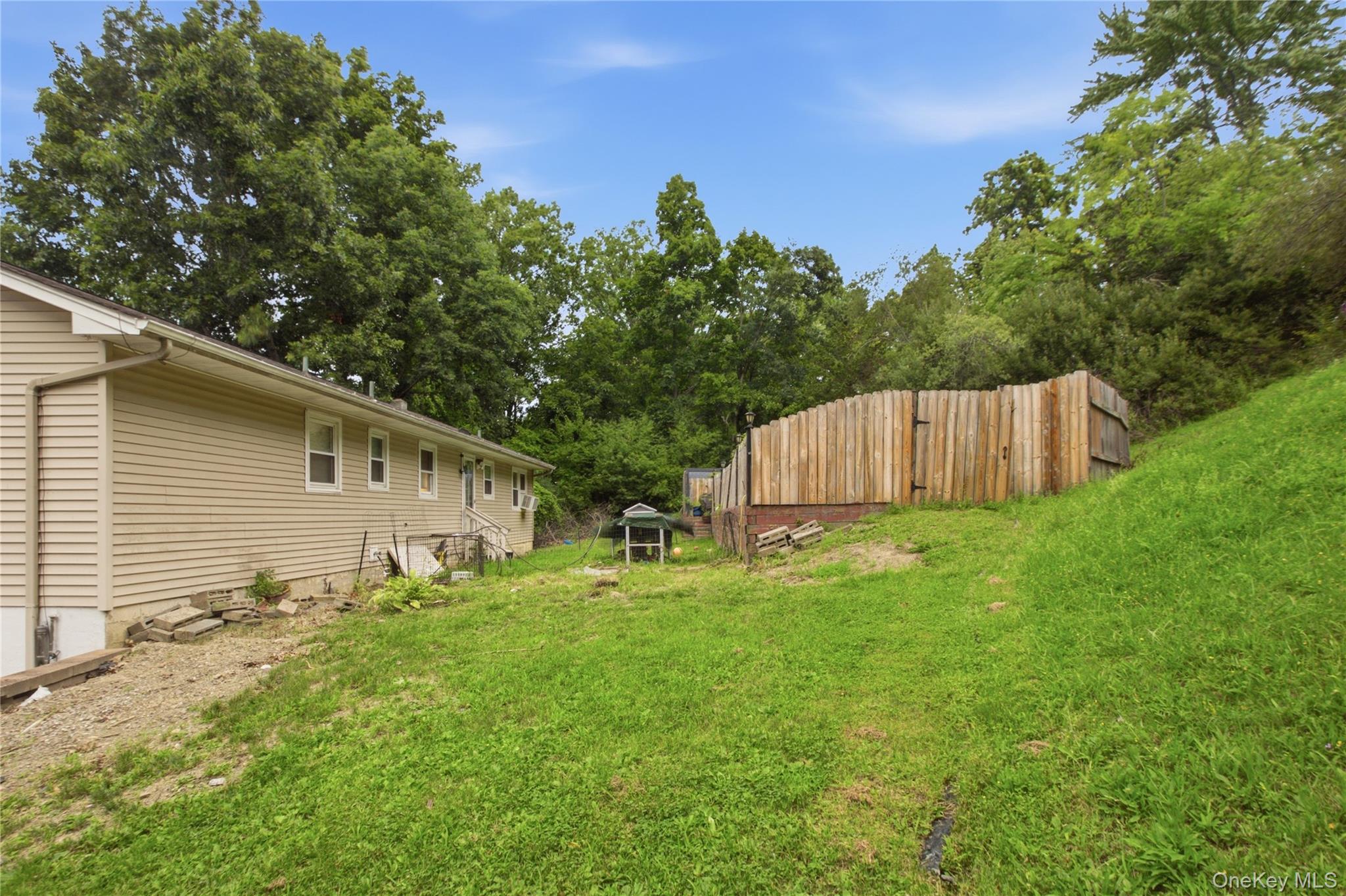 34 Hillview Circle Property Photo 22