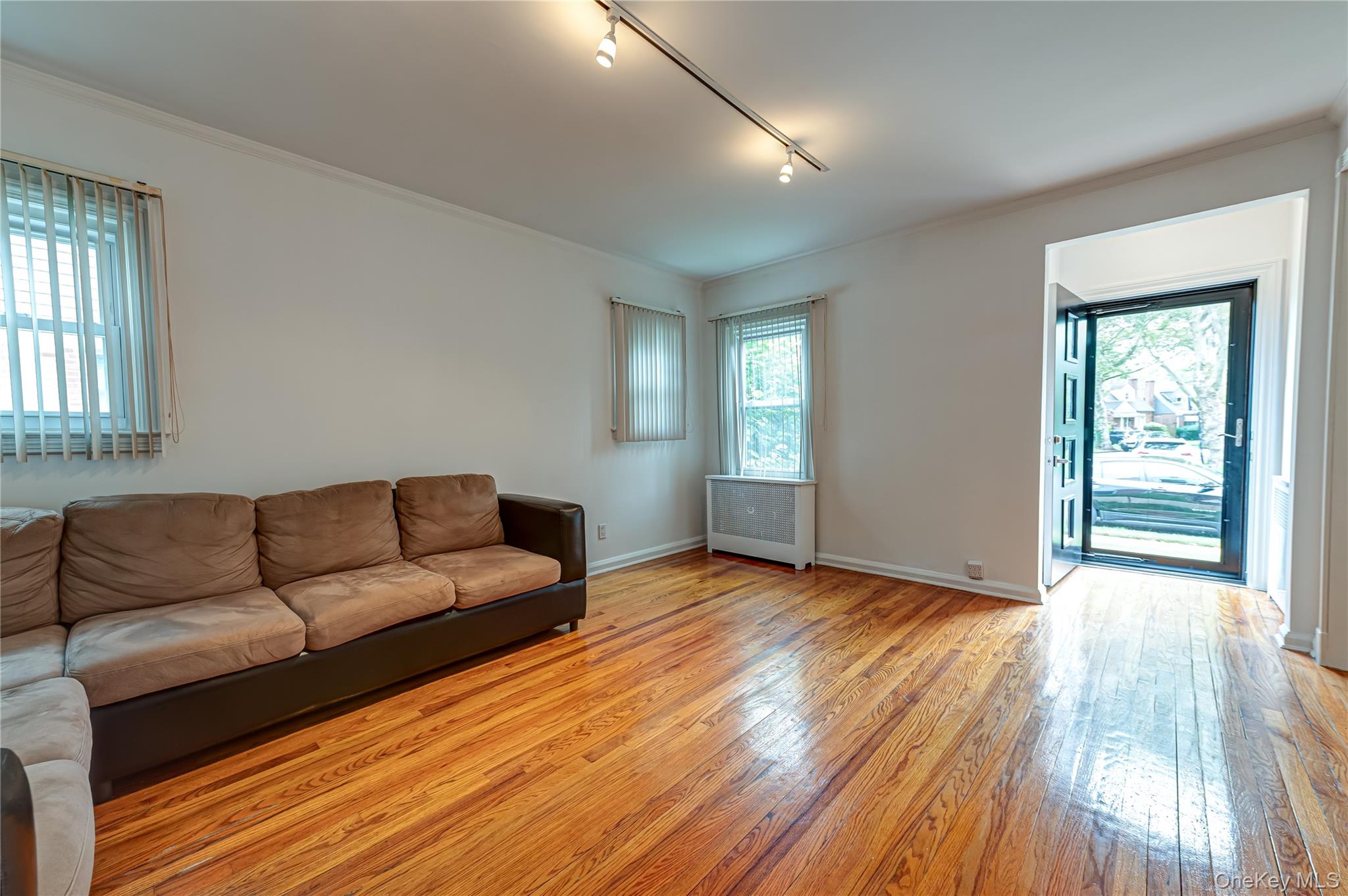 15 Yale Boulevard Property Photo 6