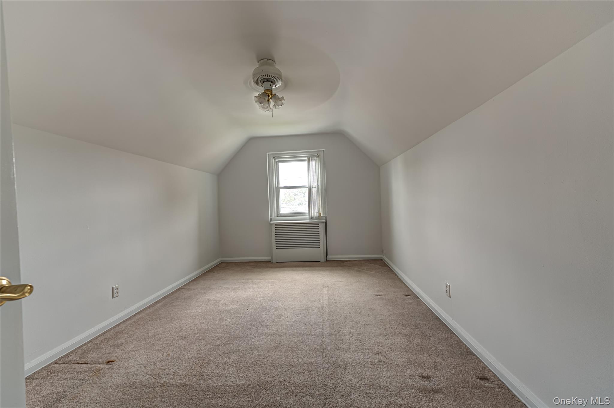 15 Yale Boulevard Property Photo 16