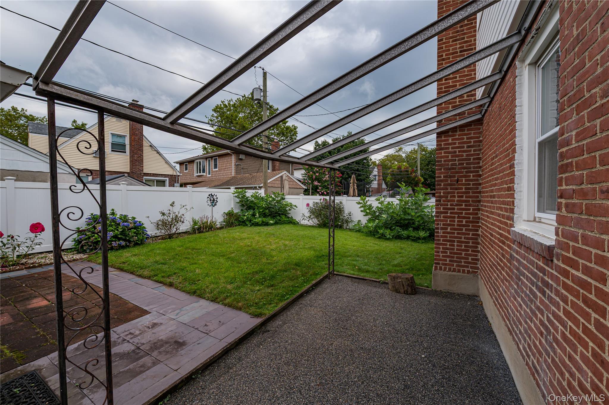 15 Yale Boulevard Property Photo 22