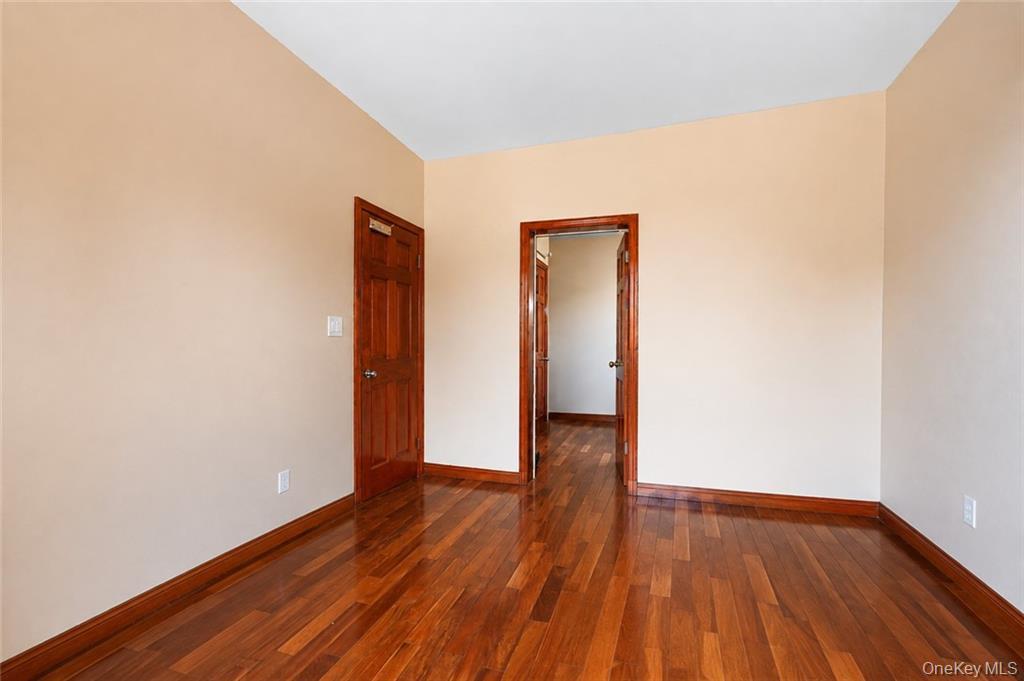 82 Kermit Place Property Photo 20
