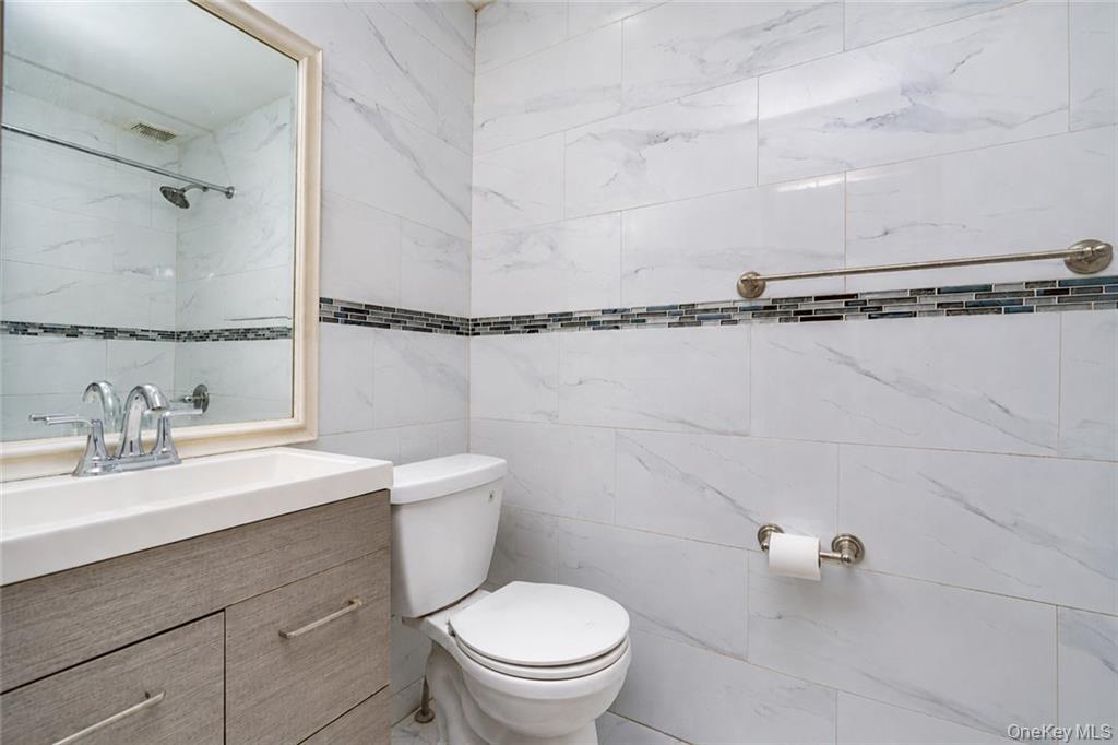 82 Kermit Place Property Photo 24
