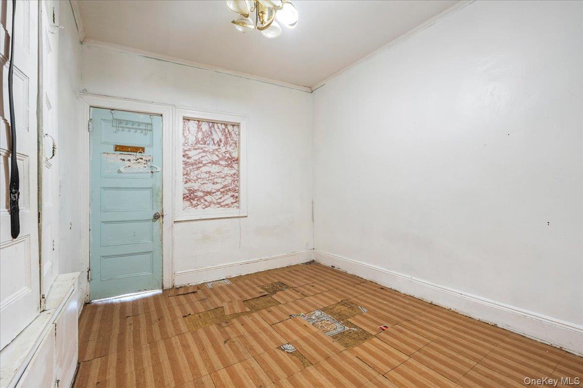 407 Eldert Lane Property Photo 19