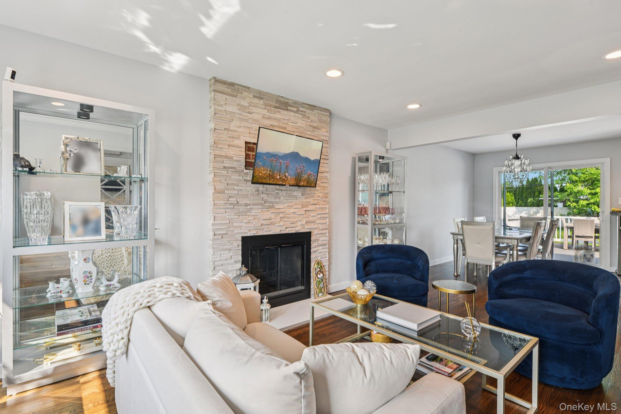 176 Willis Court Property Photo 6